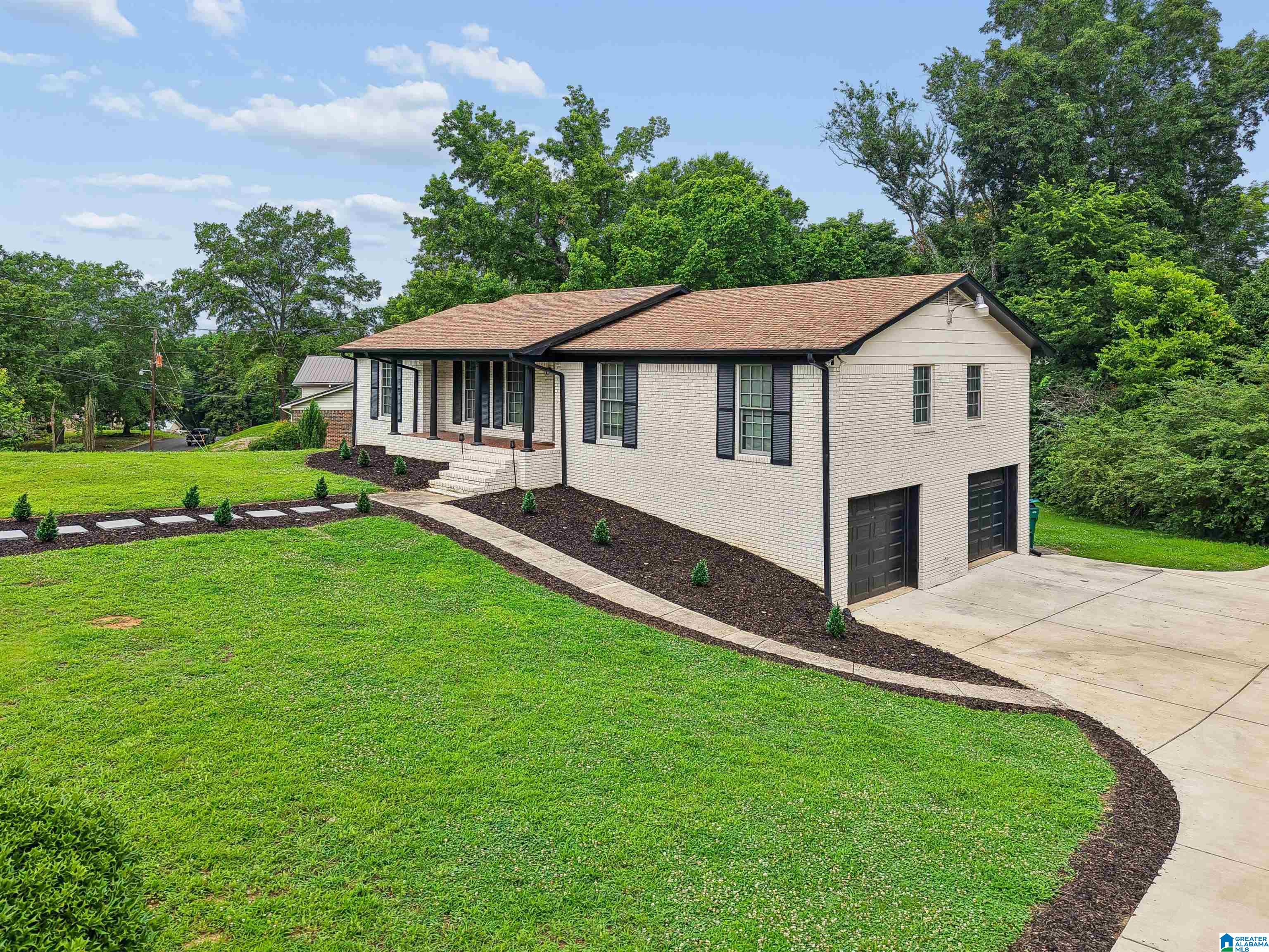 3rd image of 1812 Mara Dr, Center Point, AL 35215 | MLS# 21456483