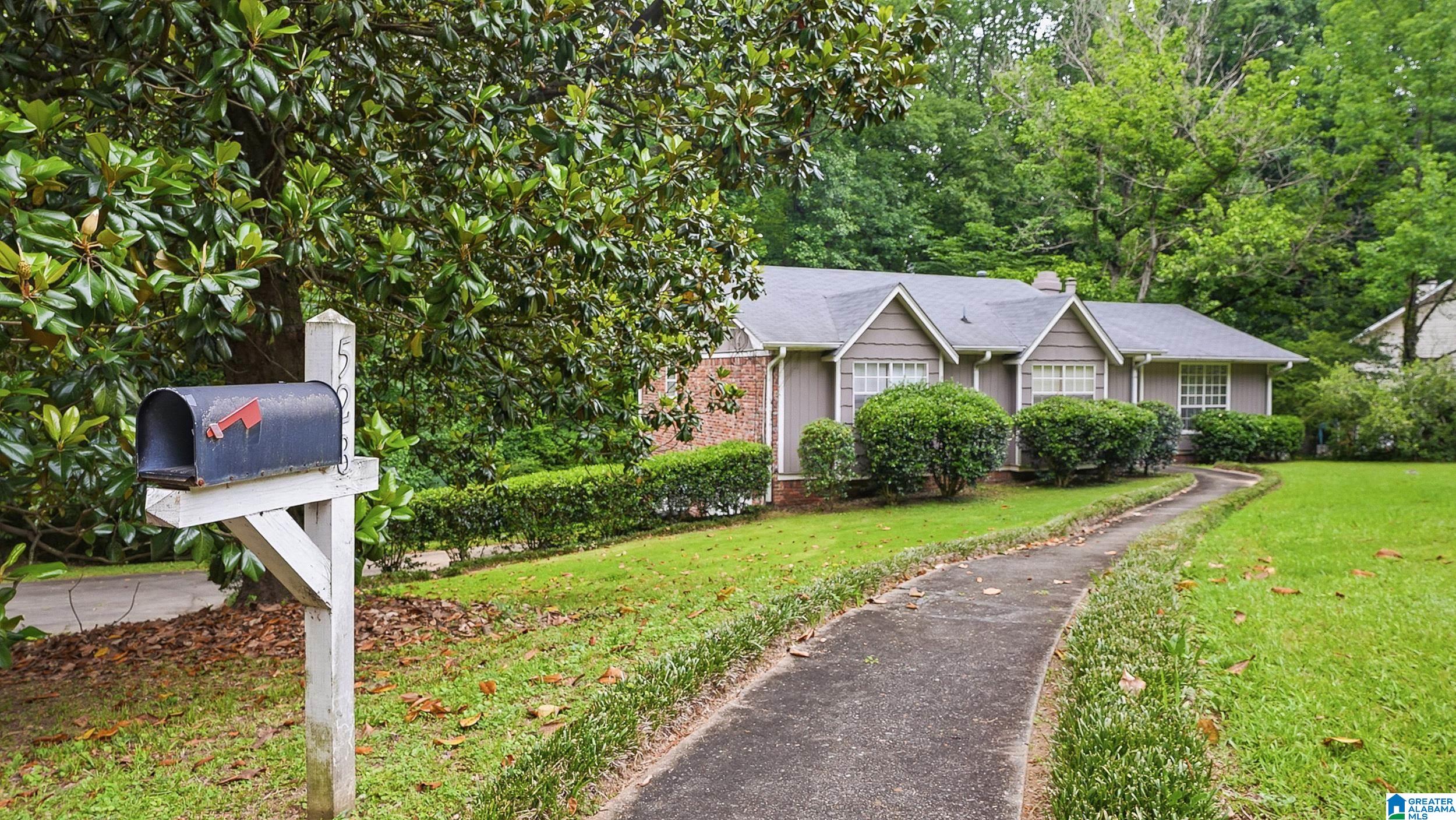 Photo 2 of Single family home for sale at 528 Strongbow Dr, Birmingham, AL 35214 | MLS# 21456557 | Listing updated on 2026-09-15