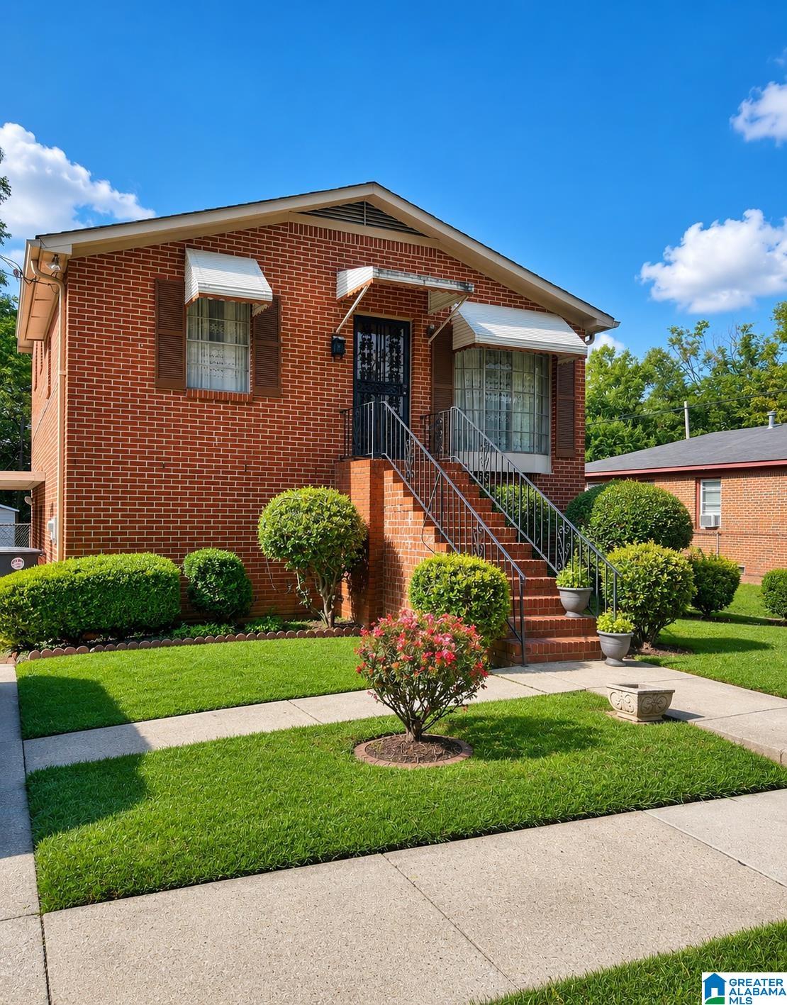 Homes for sale in Birmingham, AL | 2832 Snavely Avenue Sw, Birmingham, AL 35211 | MLS# 21456578