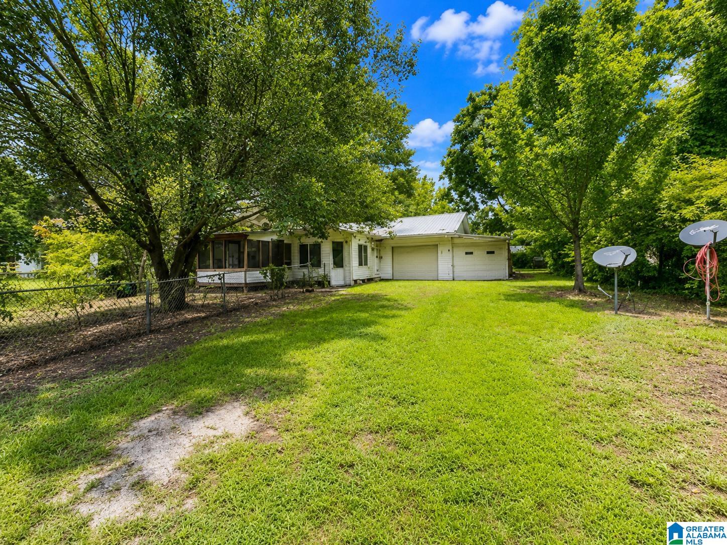 Photo 2 of Single family home for sale at 509 Cave Rd, Anniston, AL 36206 | MLS# 21456594 | Listing updated on 2026-06-19
