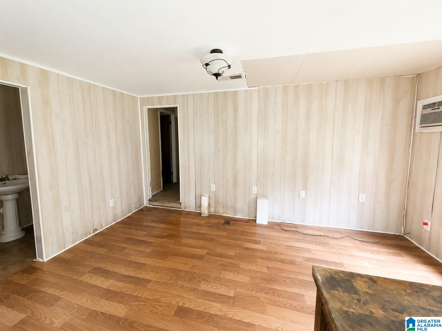 Photo 10 of Single family home for sale at 509 Cave Rd, Anniston, AL 36206 | MLS# 21456594 | Listing updated on 2026-06-19