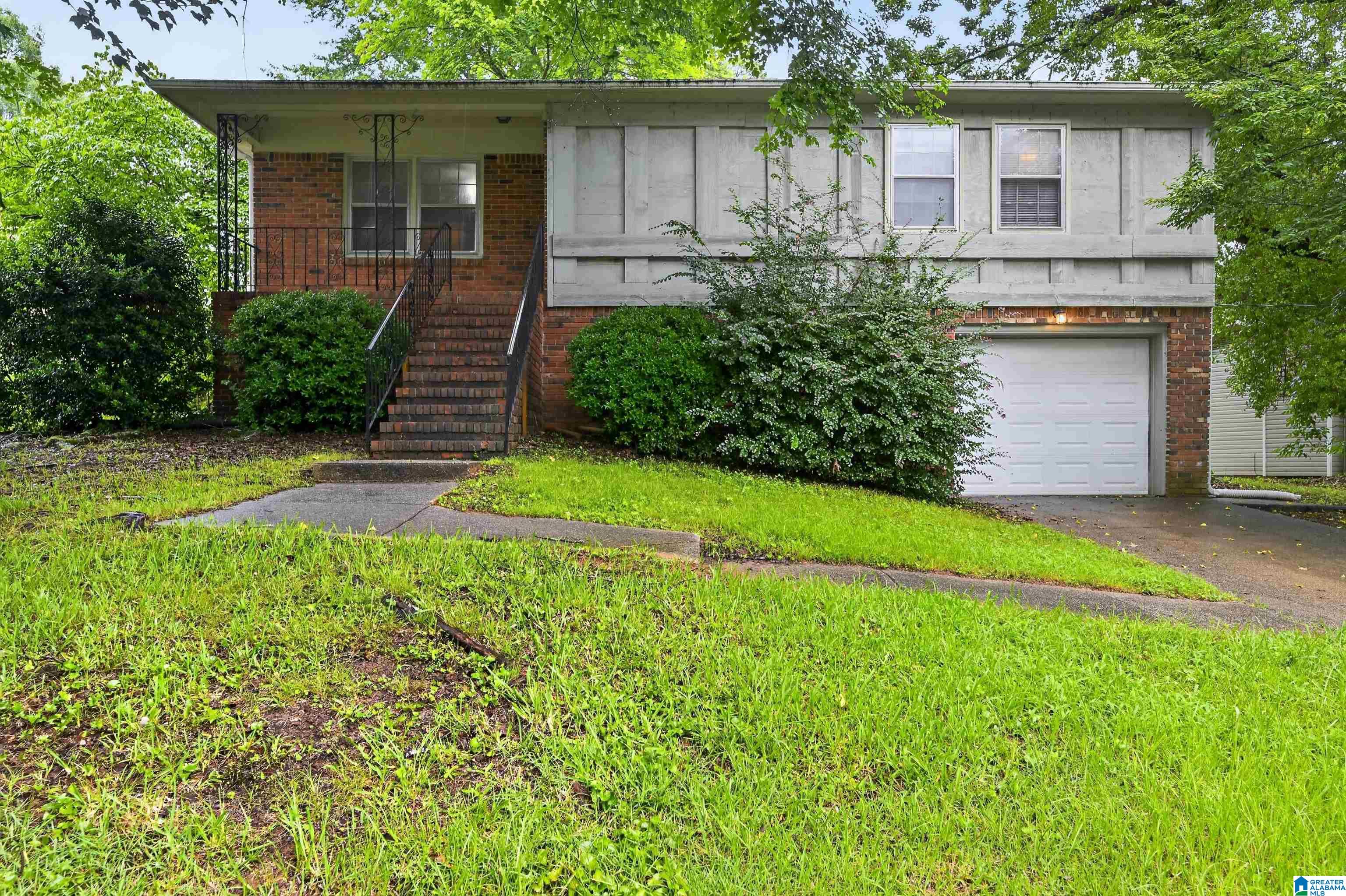Photo 1 of Single family home for sale at 2513 Wright Cir, Birmingham, AL 35235 | MLS# 21456606 | Listing updated on 2026-09-10