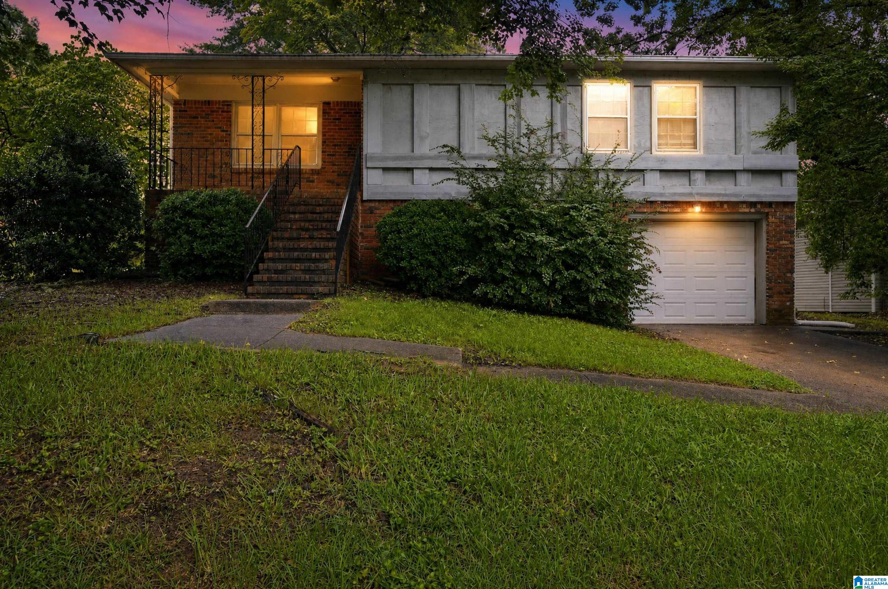 Photo 2 of Single family home for sale at 2513 Wright Cir, Birmingham, AL 35235 | MLS# 21456606 | Listing updated on 2026-09-10