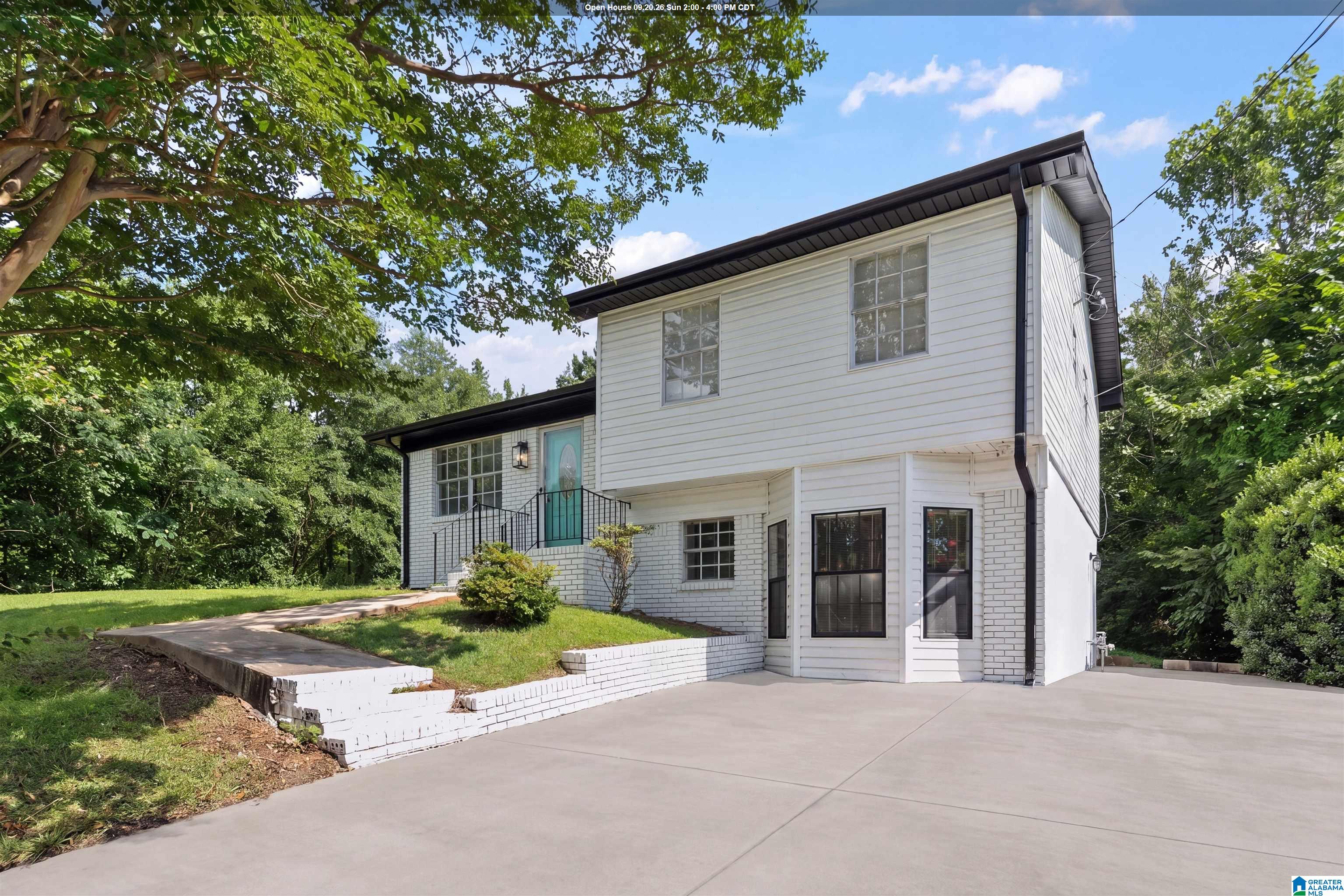 Photo 1 of Single family home for sale at 800 Whaley Rd, Fultondale, AL 35068 | MLS# 21456625 | Listing updated on 2026-09-15