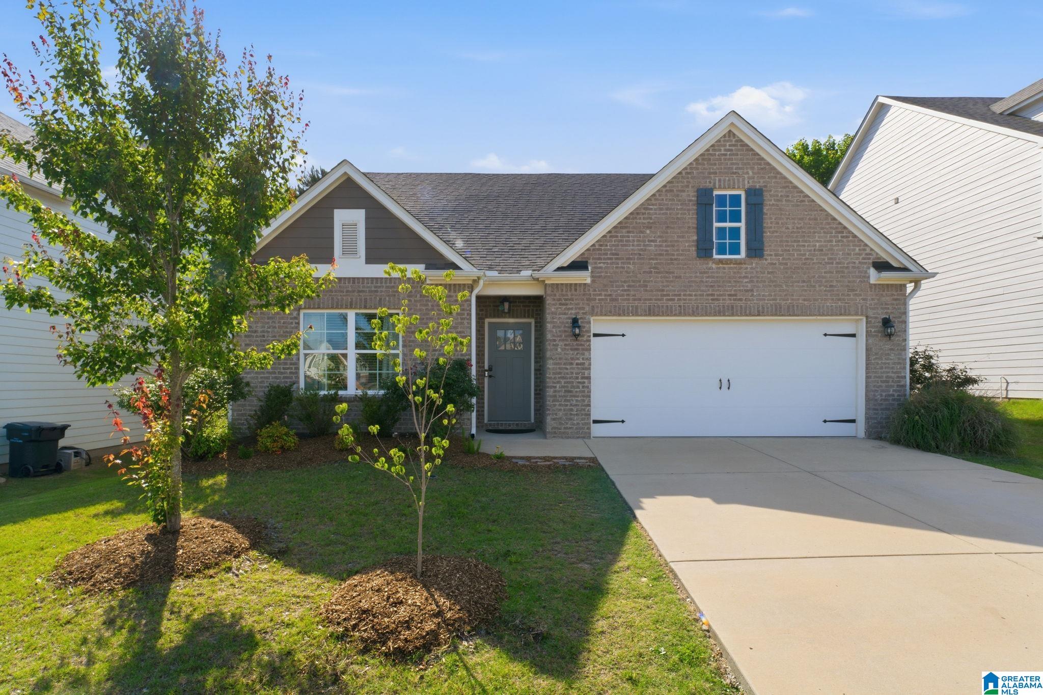 Photo 1 of Single family home for sale at 1061 Aronimink Dr, Calera, AL 35040 | MLS# 21456627 | Listing updated on 2026-09-03