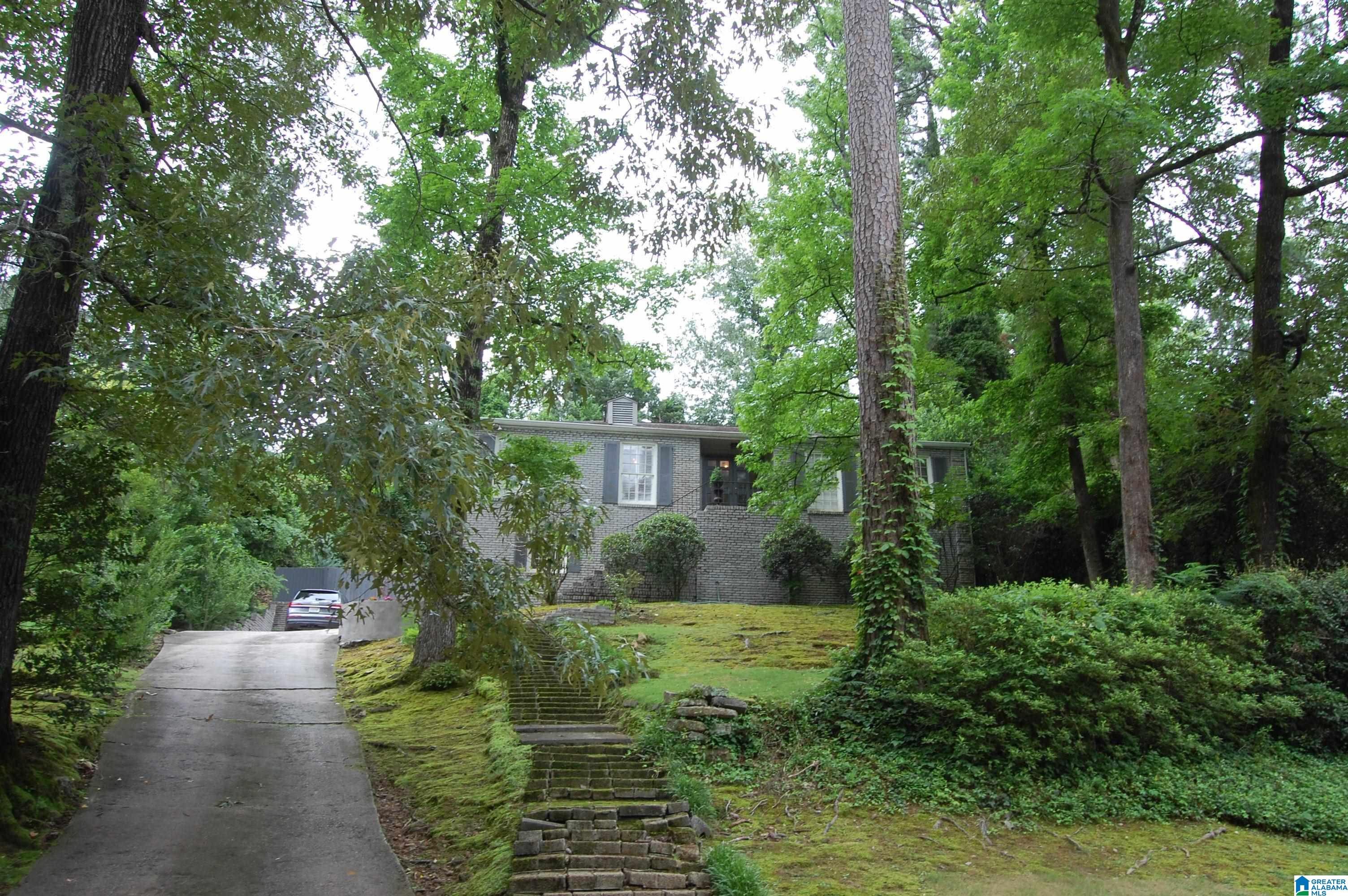 2nd image of 3809 Rockbrook Circle, Mountain Brook, AL 35213 | MLS# 21456668