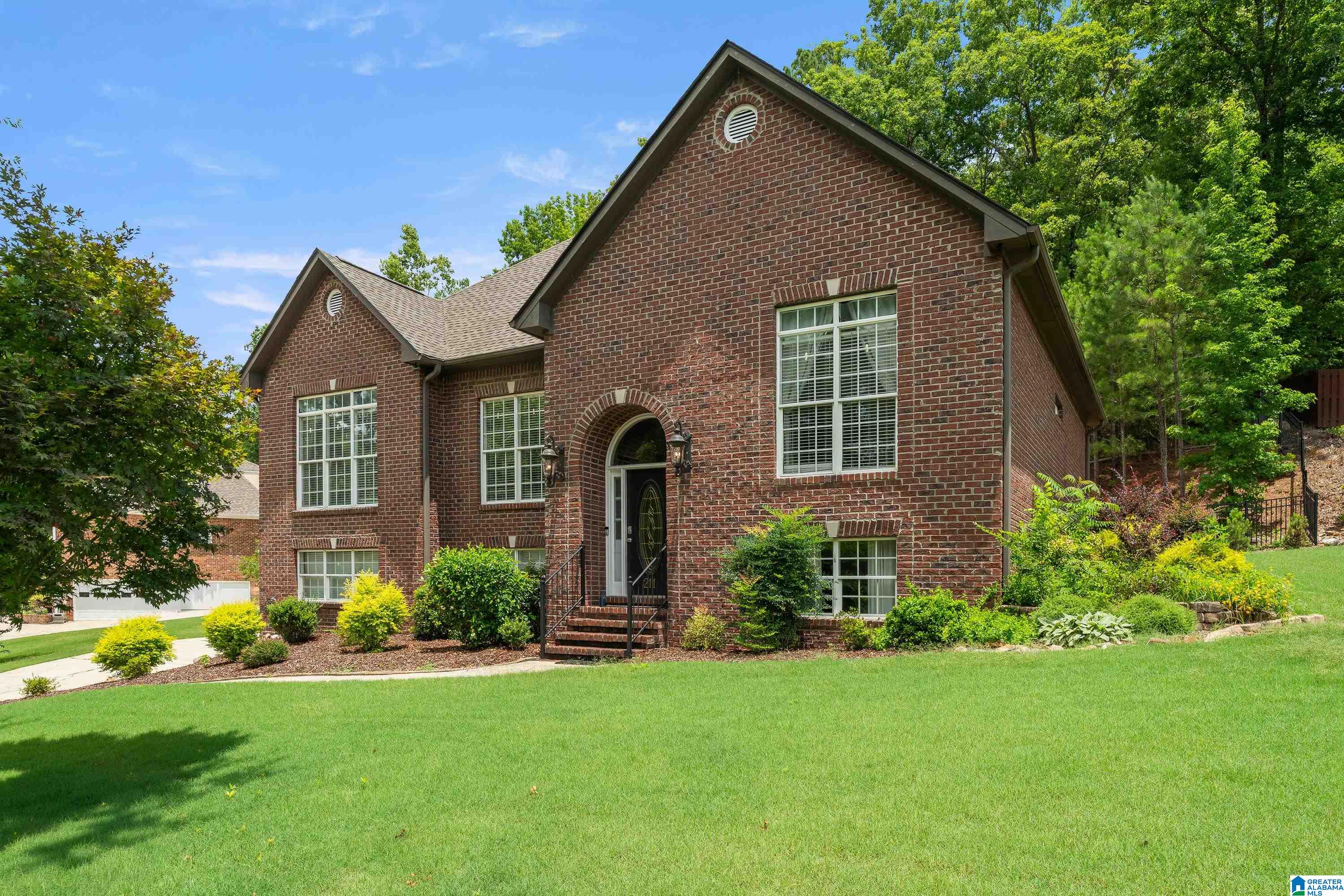 1st image of 211 Weatherly Club Dr, Alabaster, AL 35007 | MLS# 21456682