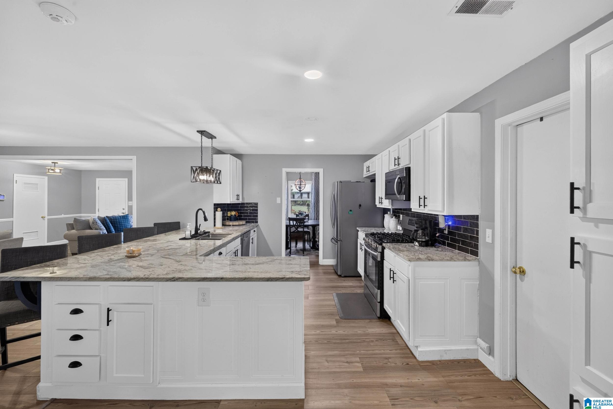 Photo 1 of Single family home for sale at 2122 Vicki Dr, Birmingham, AL 35235 | MLS# 21456710 | Listing updated on 2026-09-14