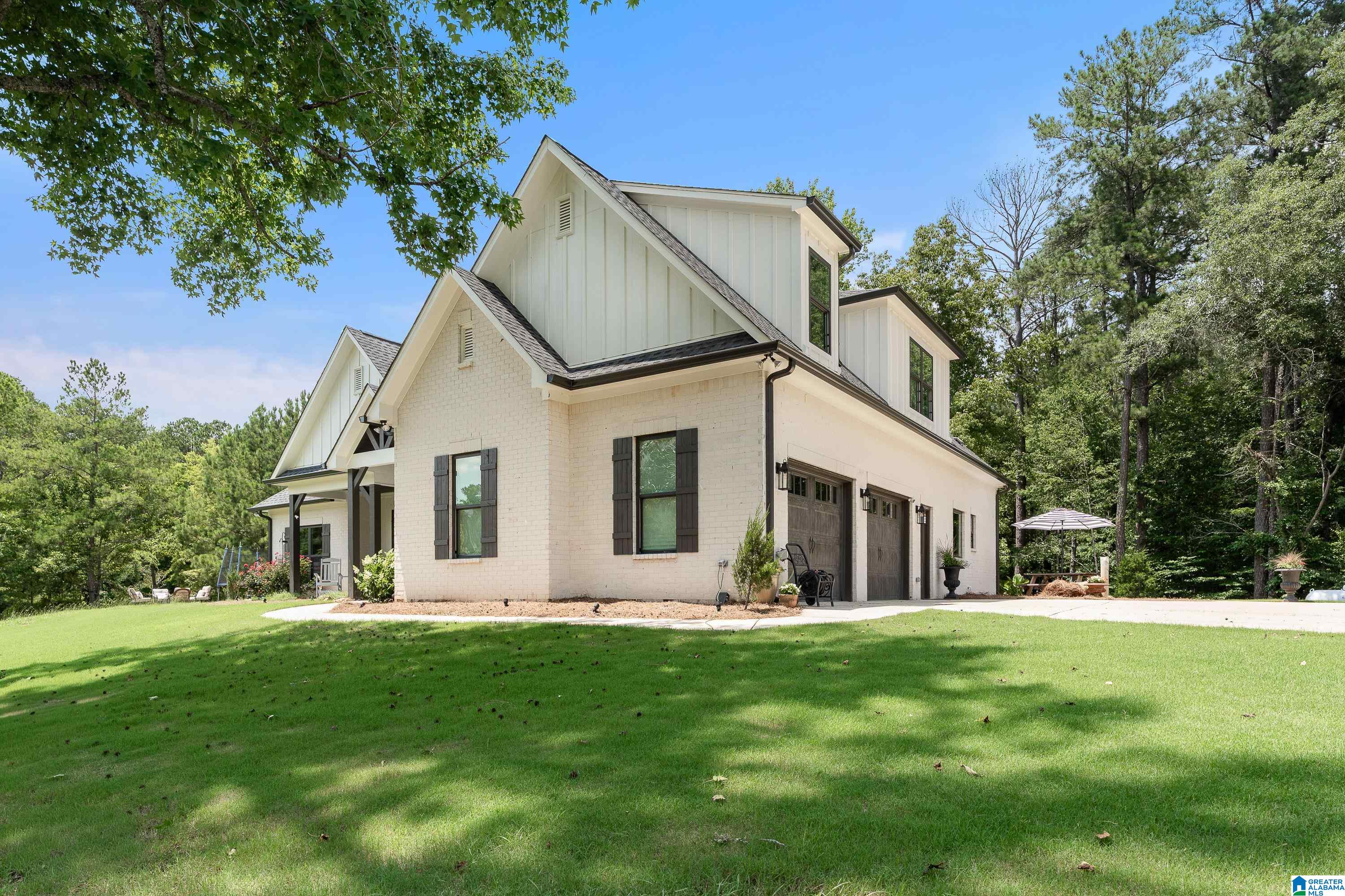Photo 1 of Single family home for sale at 340 Lake Cottage Rd, Sterrett, AL 35147 | MLS# 21456726 | Listing updated on 2026-09-15