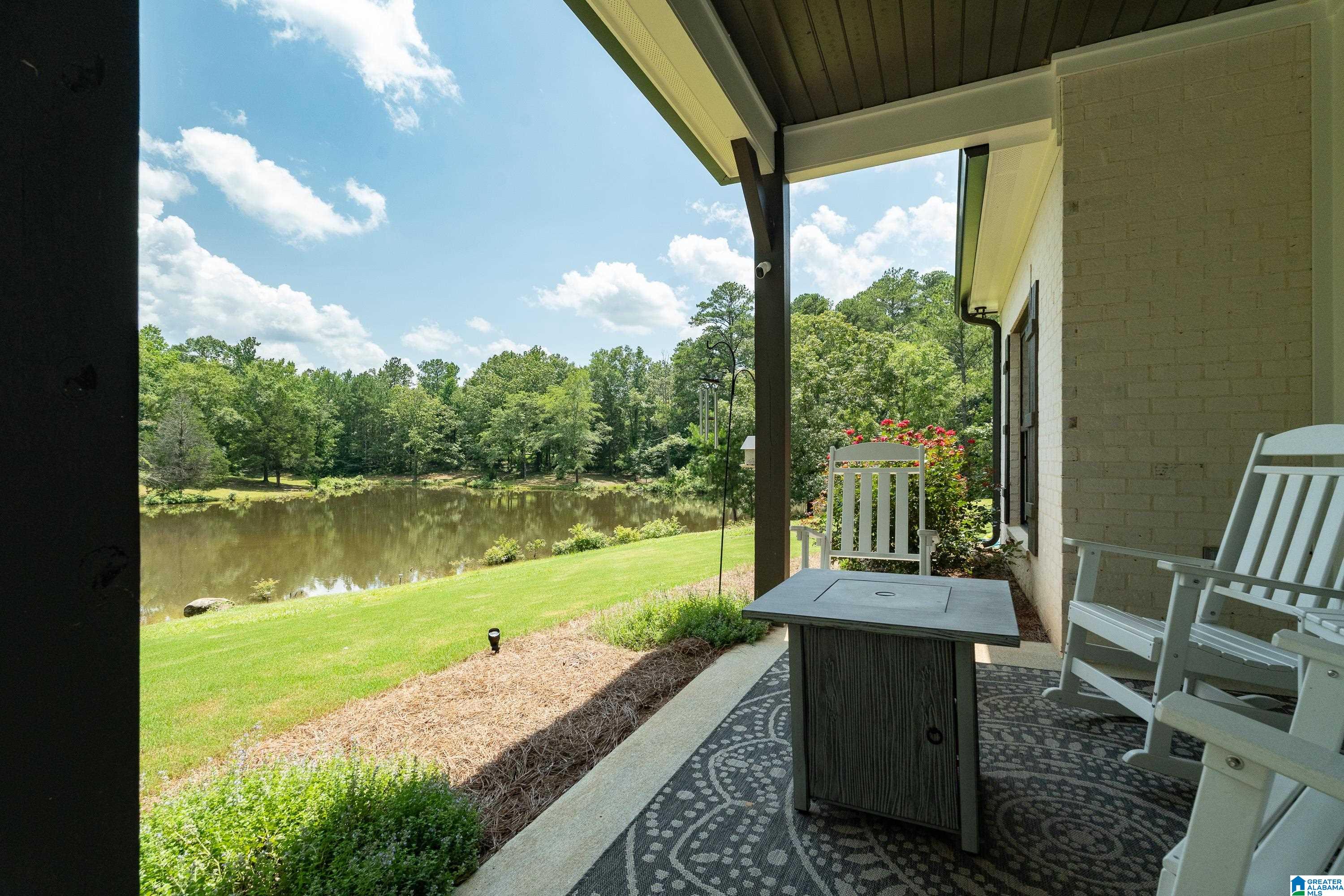 Photo 3 of Single family home for sale at 340 Lake Cottage Rd, Sterrett, AL 35147 | MLS# 21456726 | Listing updated on 2026-09-15