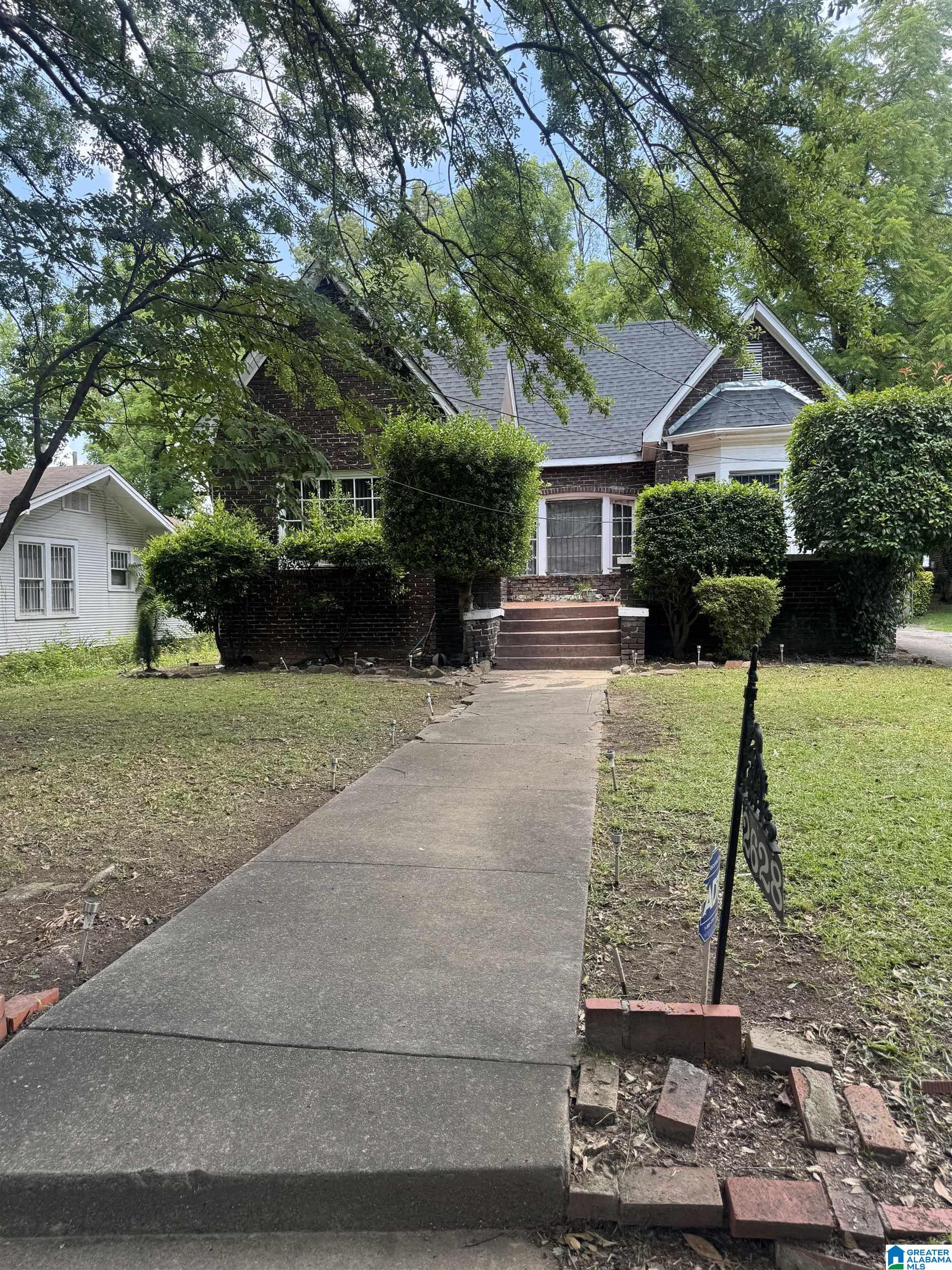 Homes for sale in Birmingham, AL | 2628 Bush Boulevard, Birmingham, AL 35208 | MLS# 21456733