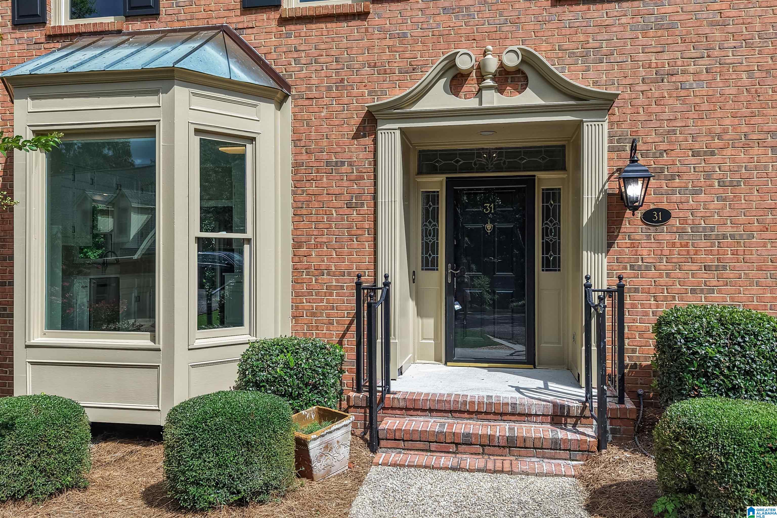 2nd image of 31 The Oaks Circle, Hoover, AL 35244 | MLS# 21456772
