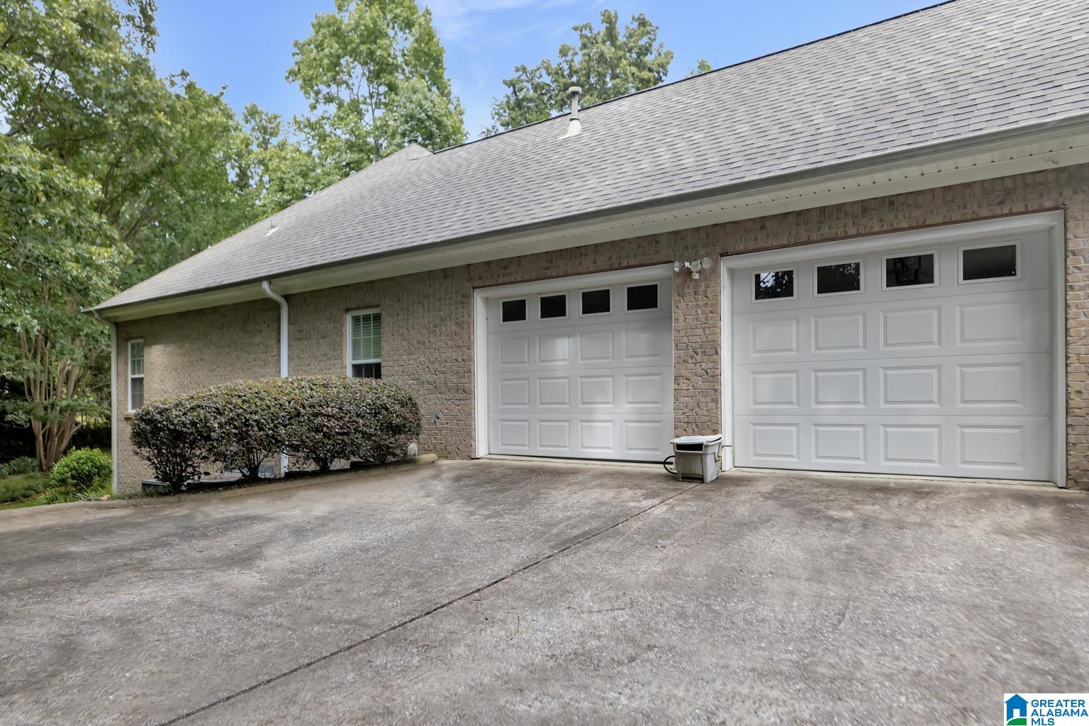3rd image of 2962 Lone Oak Road, Bessemer, AL 35023 | MLS# 21456795