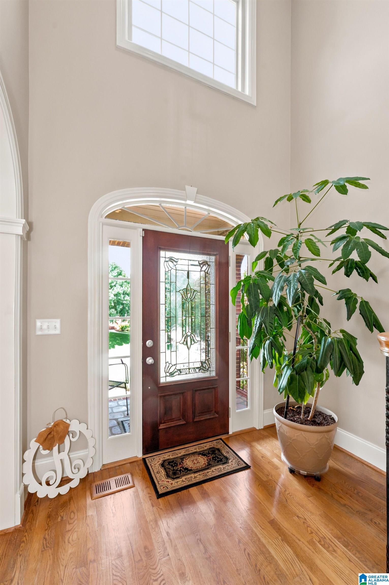 Photo 3 of Single family home for sale at 1005 Woodlands Cvs, Hoover, AL 35080 | MLS# 21456796 | Listing updated on 2026-06-25