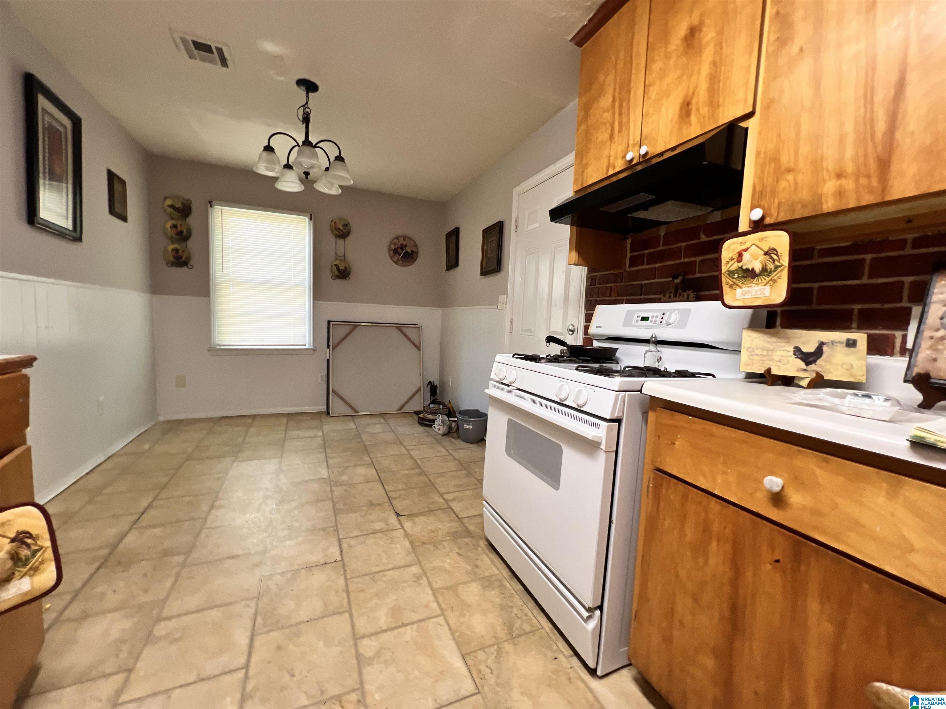 Photo 4 of Single family home for sale at 1618 Midway St, Montgomery, AL 36110 | MLS# 21456815 | Listing updated on 2026-08-01