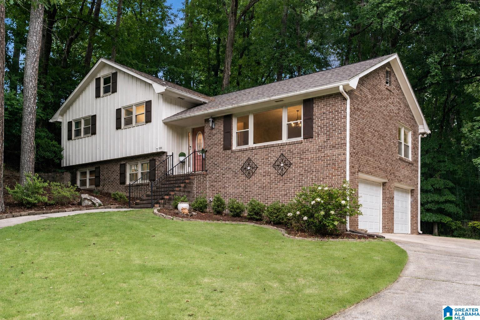 1st image of 1505 Blind Brook Lane, Vestavia Hills, AL 35216 | MLS# 21456840