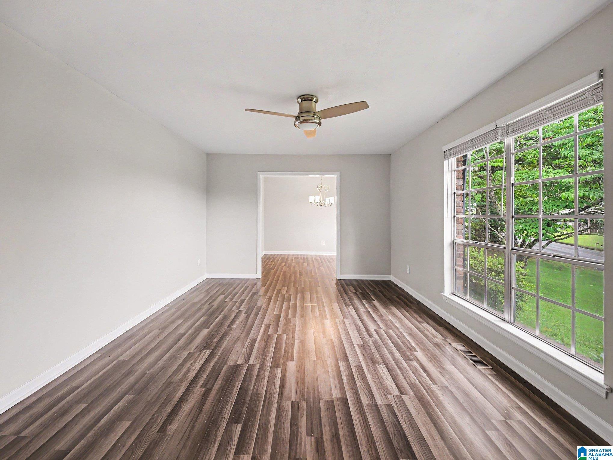 Photo 4 of Sale Pending at 1861 Cedar Crst Rd, Birmingham, AL 35214 | MLS# 21456881 | Listing updated on 2026-07-08