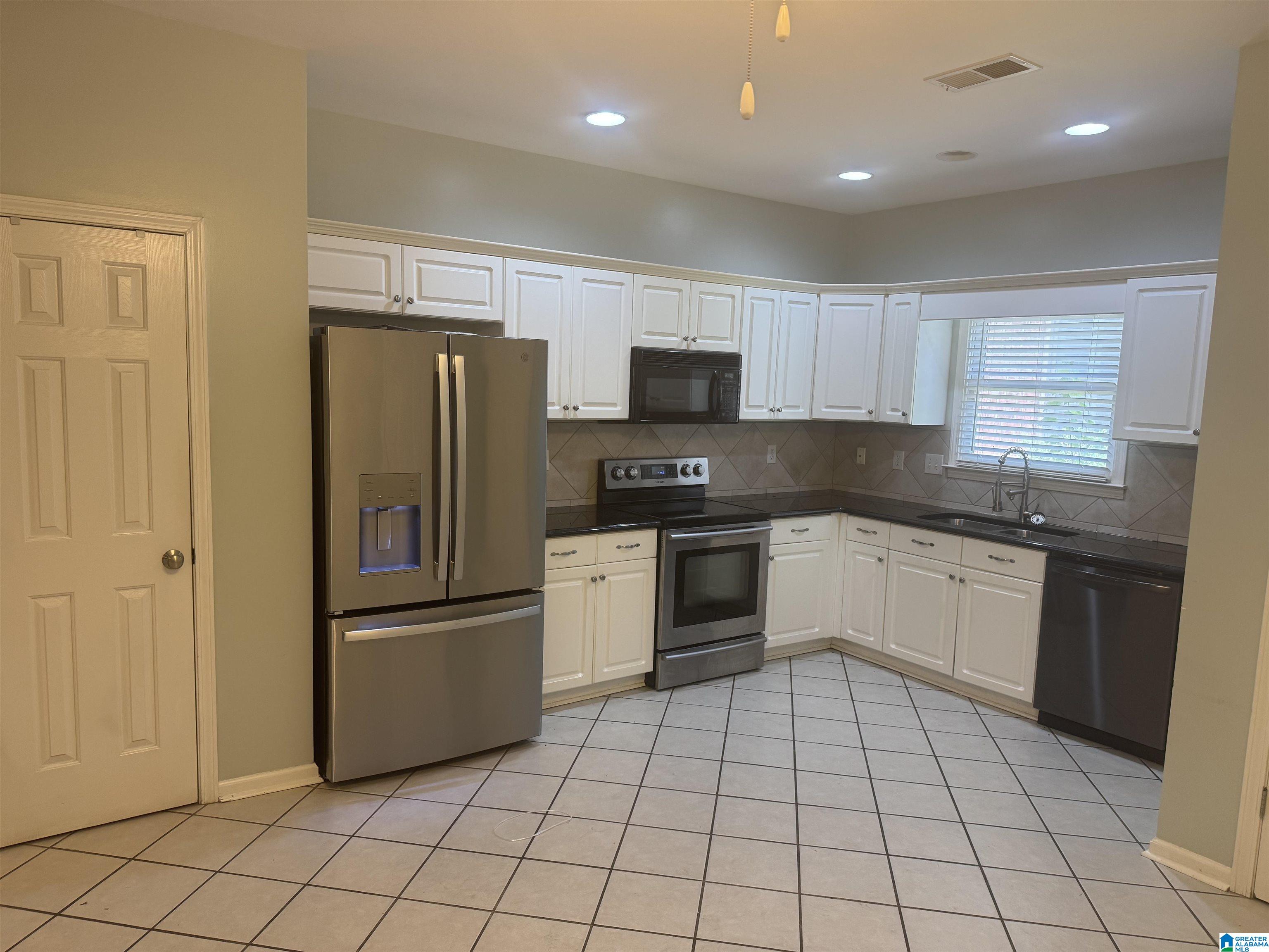 Photo 3 of Sale Pending at 4608 Guilford Cvs, Birmingham, AL 35242 | MLS# 21456942 | Listing updated on 2026-07-09
