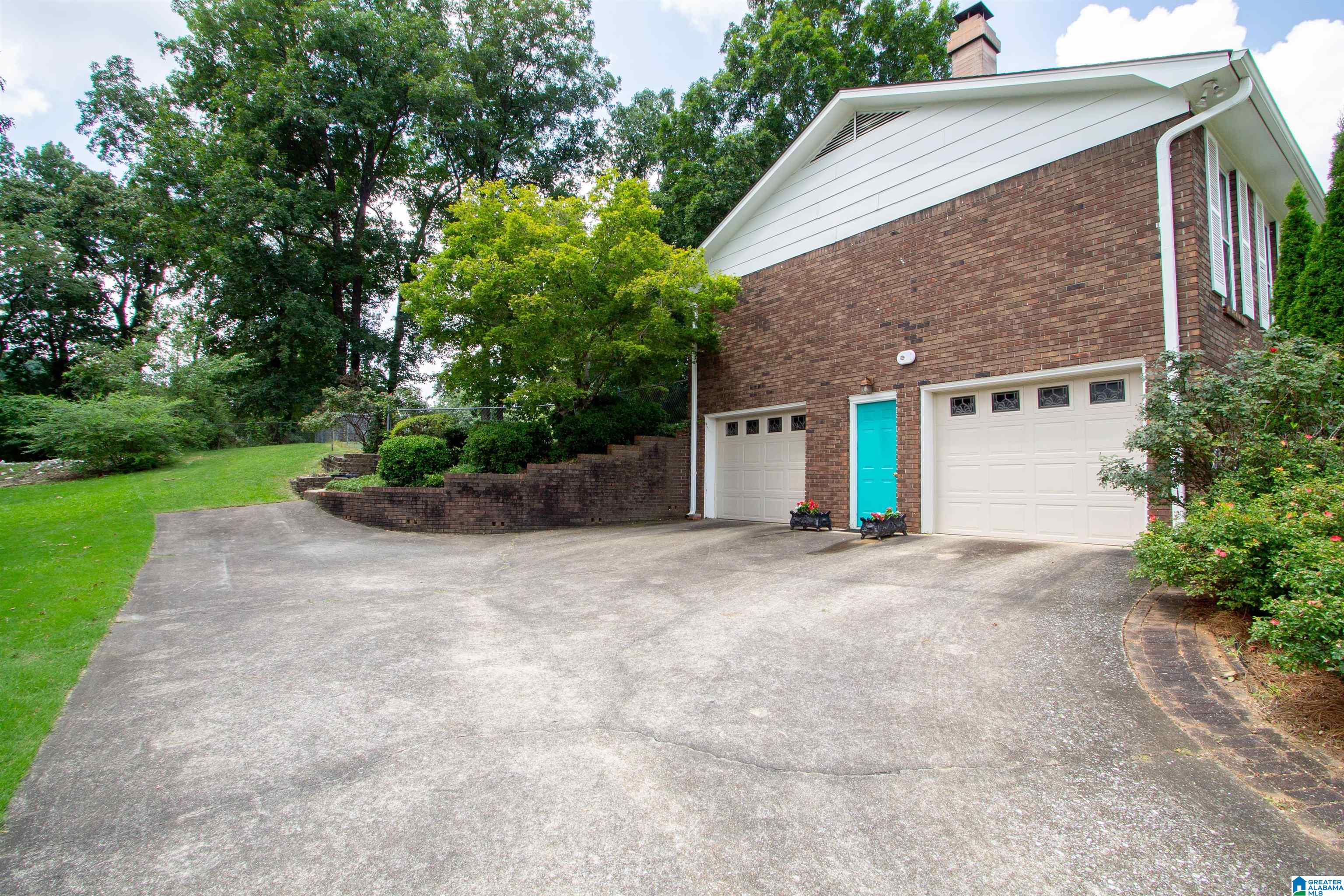 Photo 3 of Single family home for sale at 1488 Paragon Pkwy, Birmingham, AL 35235 | MLS# 21457080 | Listing updated on 2026-08-18