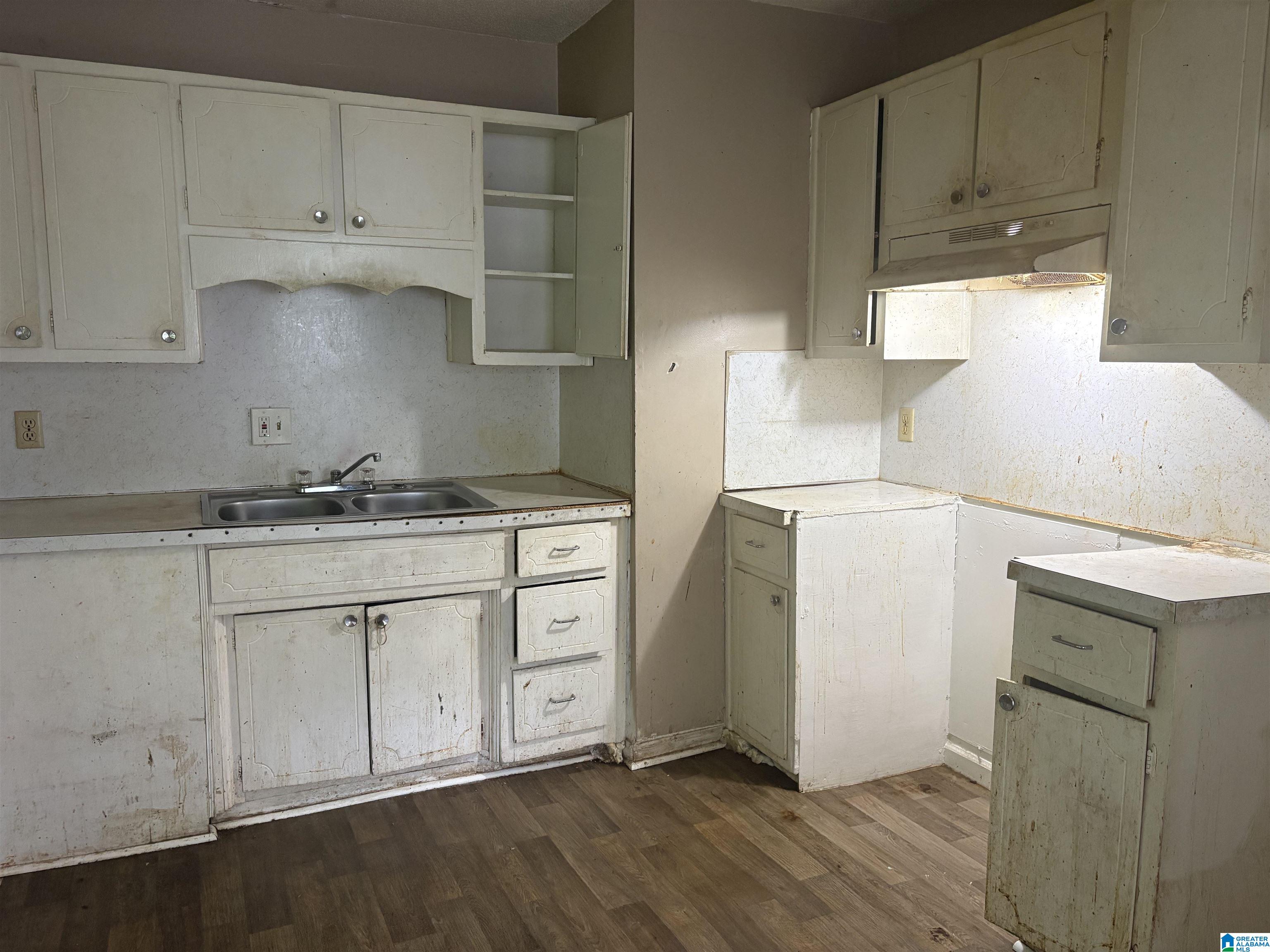 Photo 2 of Single family home for sale at 4317 50th Avenue N, Birmingham, AL 35217 | MLS# 21457096 | Listing updated on 2026-09-09