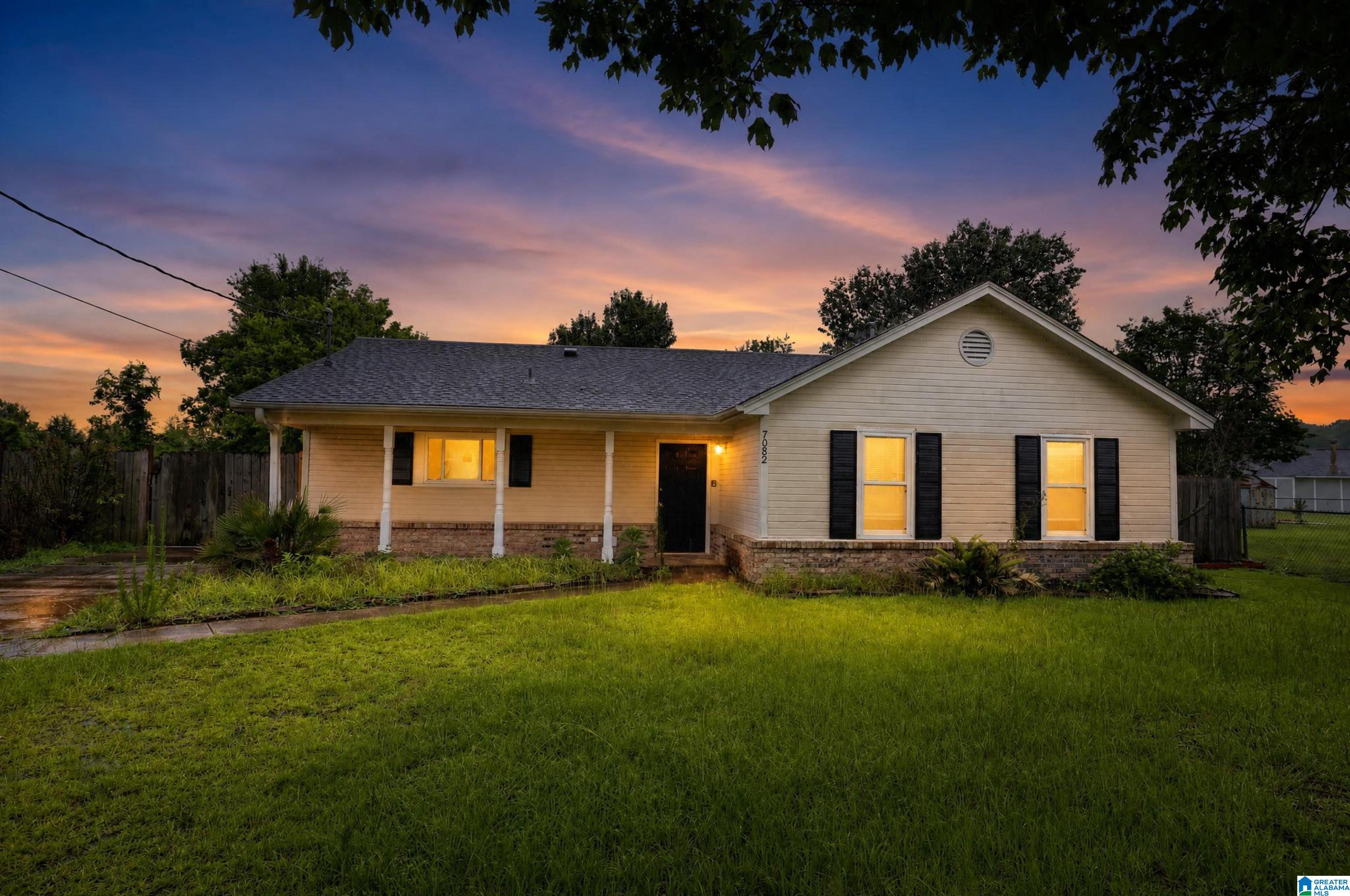 Photo 1 of Sale Pending at 7082 Lakeview Dr, Montgomery, AL 36117 | MLS# 21457106 | Listing updated on 2026-09-03