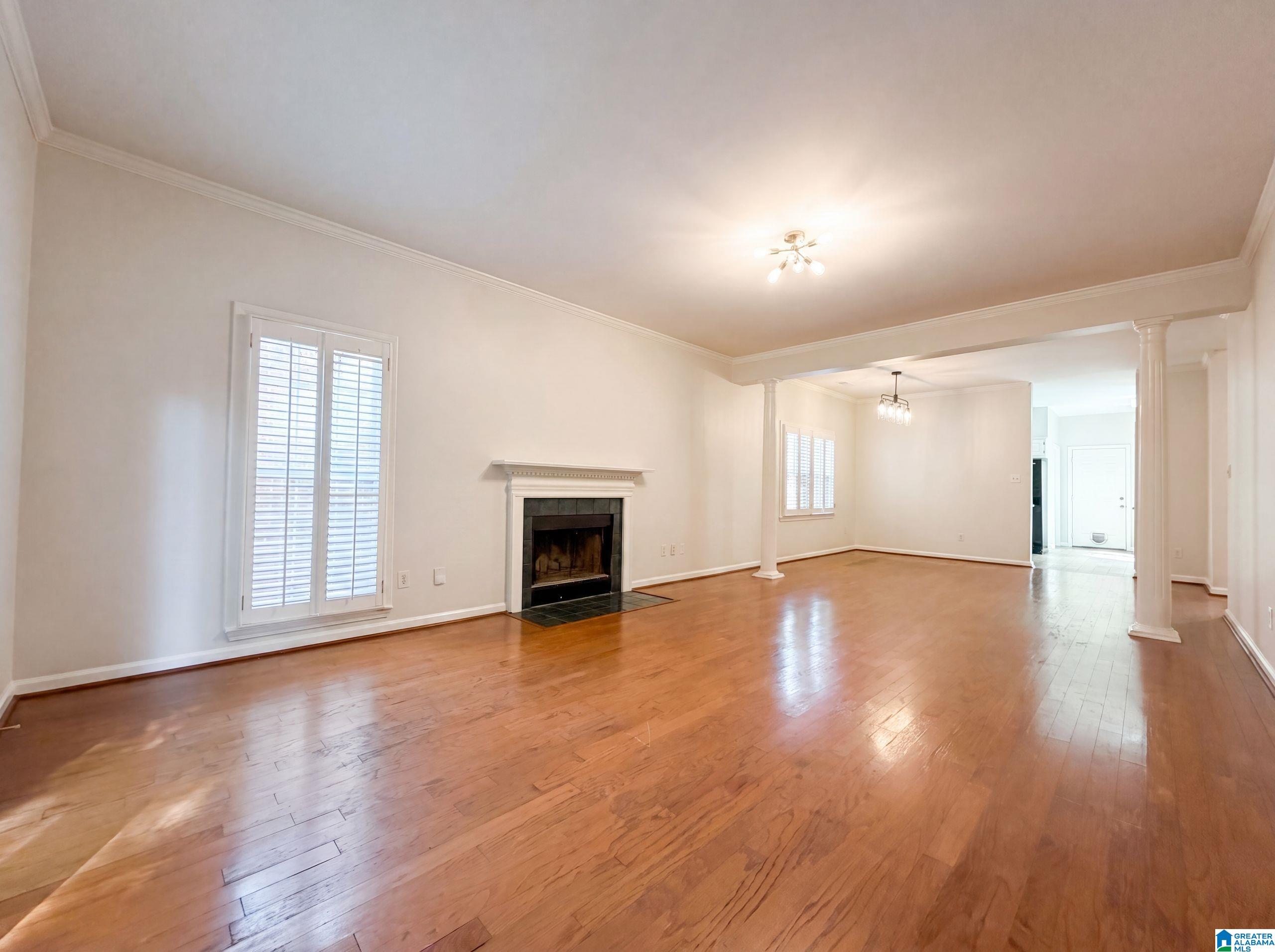 Photo 3 of Single family home for sale at 1900 Stone Brk Ln, Birmingham, AL 35242 | MLS# 21457148 | Listing updated on 2026-09-17