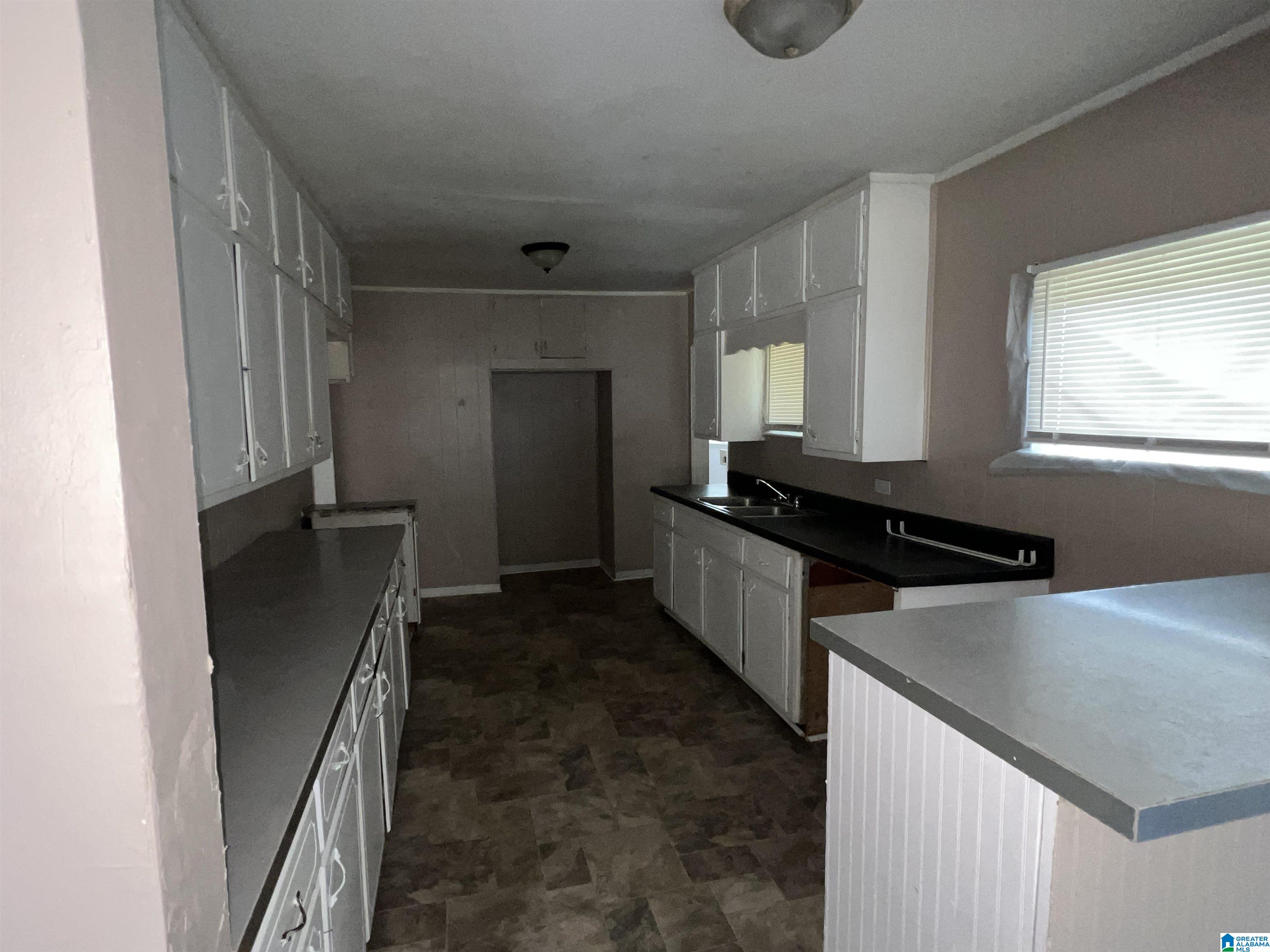 Photo 4 of Single family home for sale at 8021 6th Avenue N, Birmingham, AL 35224 | MLS# 21457164 | Listing updated on 2026-09-15
