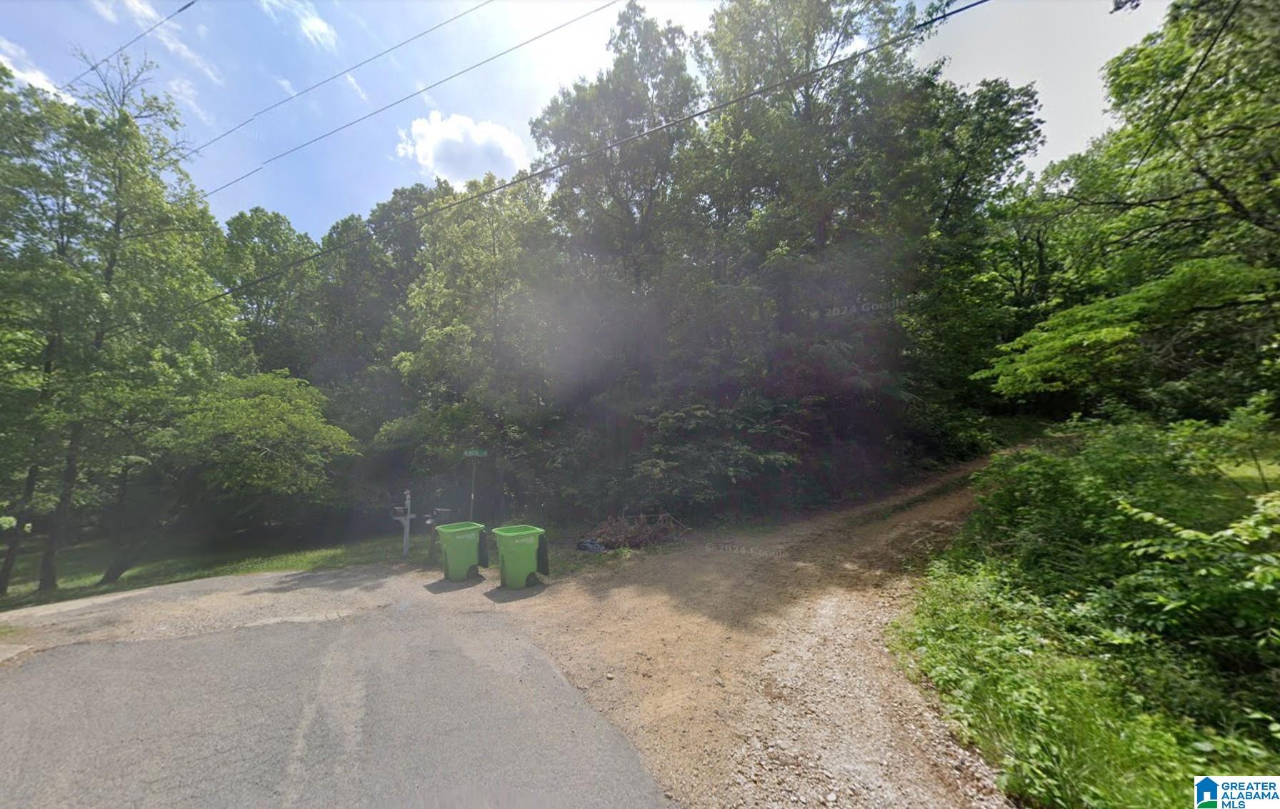 2nd image of 2170 Lisa Ann Dr, Leeds, AL 35094 | MLS# 21457221