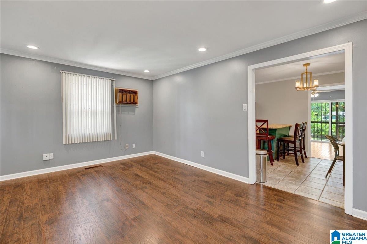 Photo 3 of Single family home for sale at 1309 19th Place Sw, Birmingham, AL 35211 | MLS# 21457269 | Listing updated on 2026-08-01