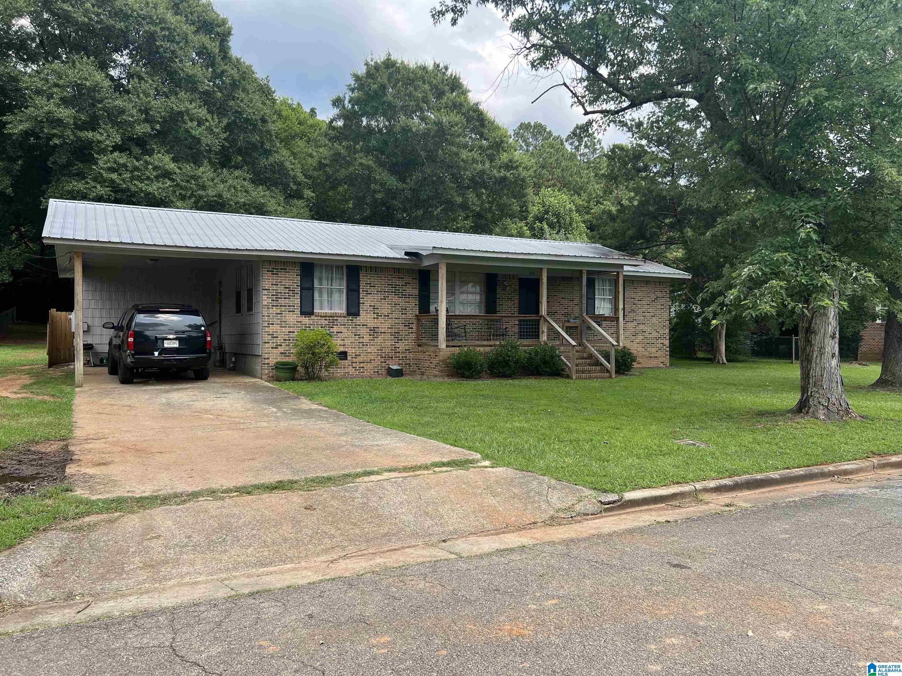 Photo 2 of Sale Pending at 508 Wells Ave, Talladega, AL 35160 | MLS# 21457284 | Listing updated on 2026-09-02