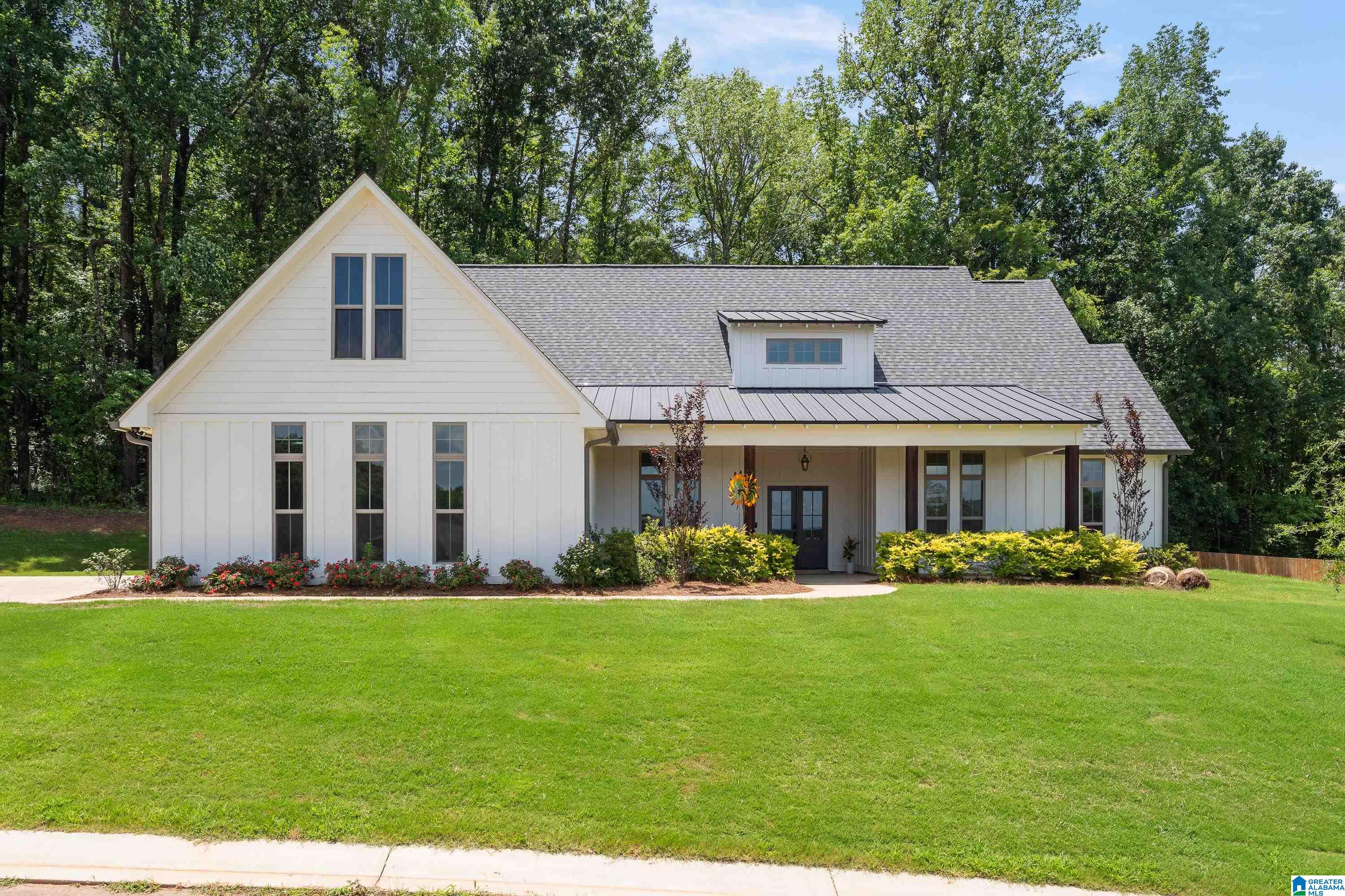 Photo 1 of Single family home for sale at 385 Jacobs Loop, Trussville, AL 35173 | MLS# 21457300 | Listing updated on 2026-09-04