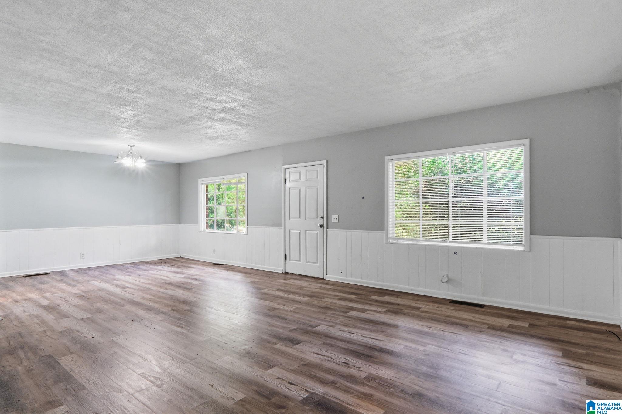 Photo 3 of Single family home for sale at 1914 Roberta Rd, Birmingham, AL 35214 | MLS# 21457314 | Listing updated on 2026-08-28