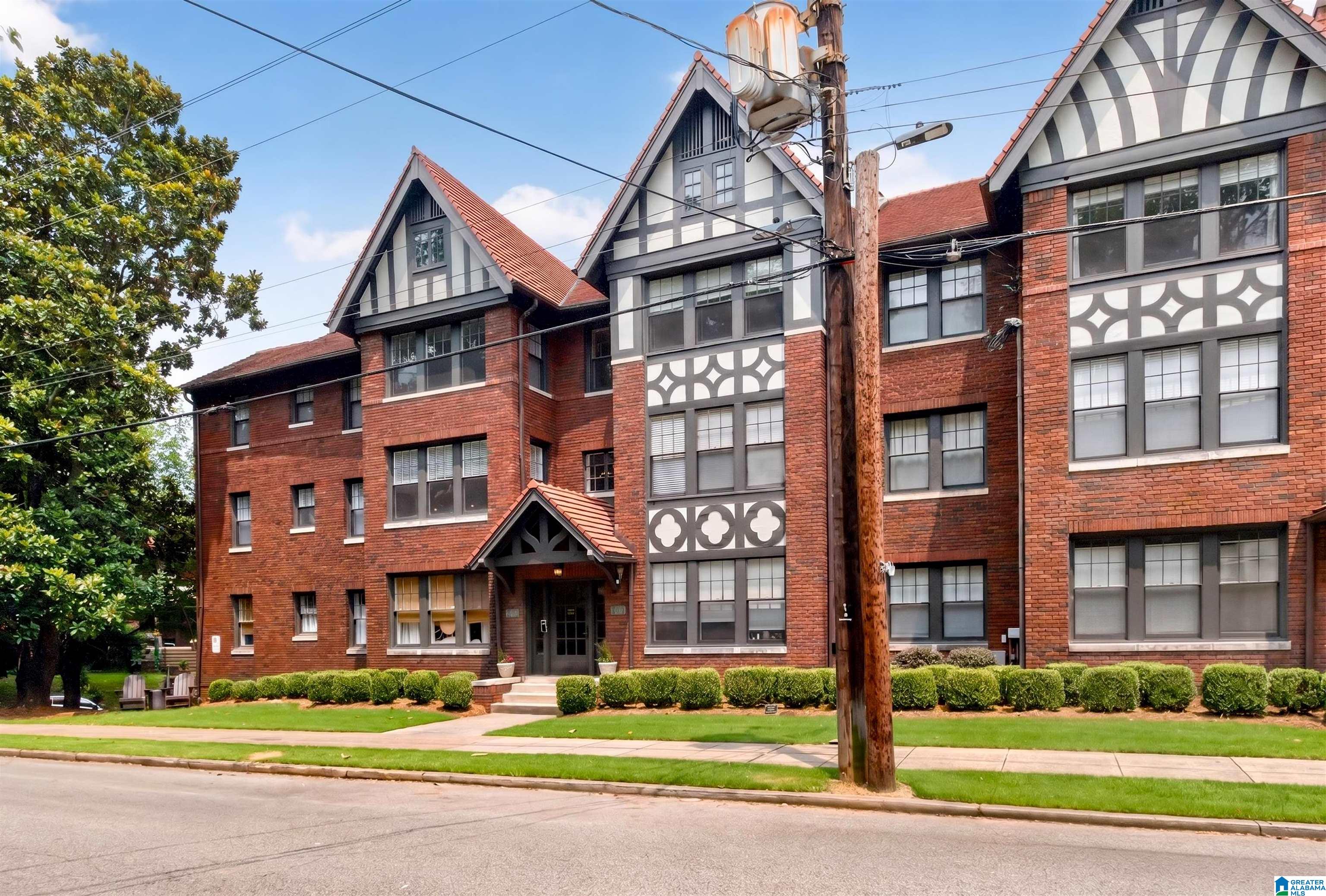 Photo 2 of Condo for sale at 3002 13th Avenue S #3, Birmingham, AL 35205 | MLS# 21457331 | Listing updated on 2026-07-17