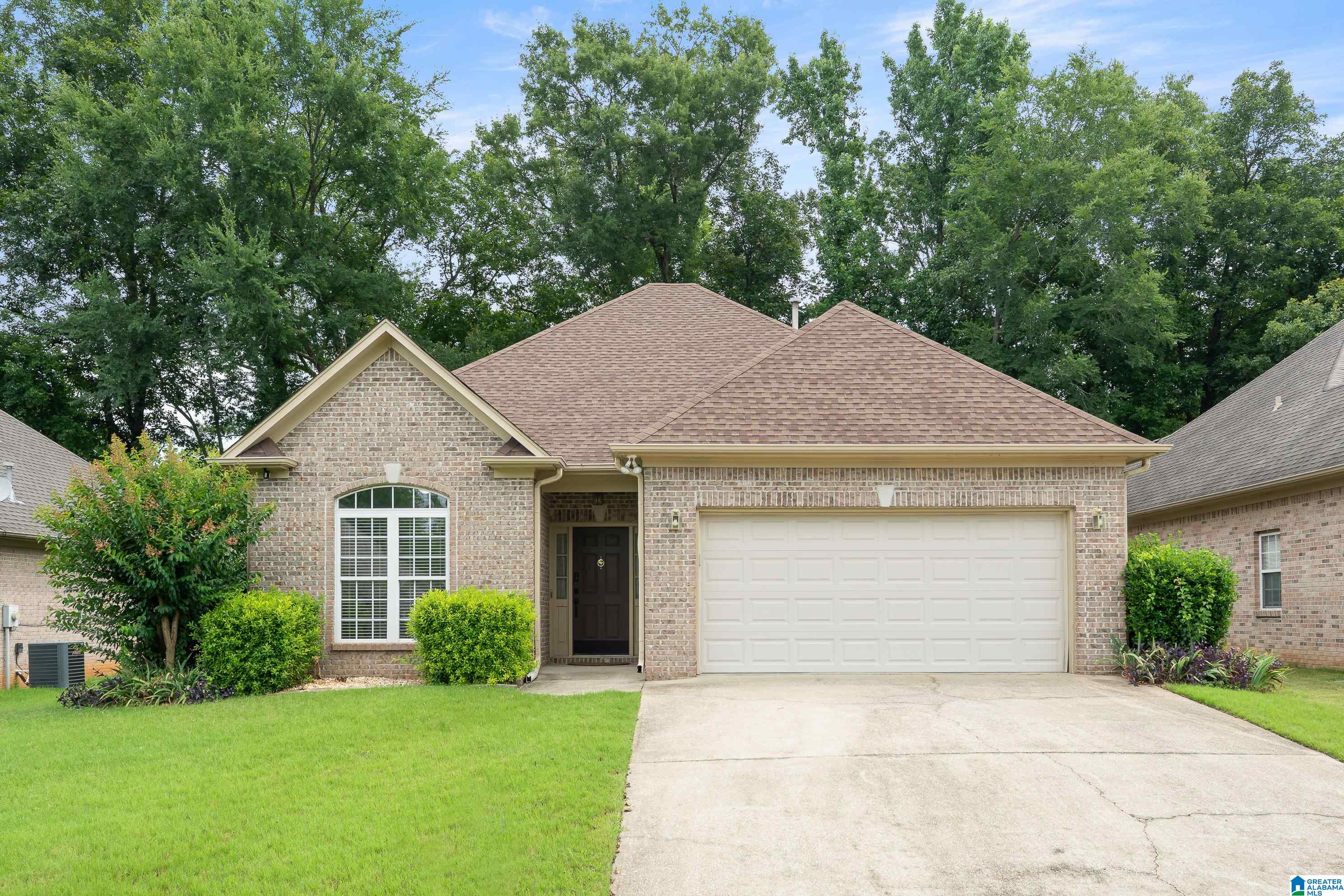 Homes for sale in Bessemer, AL | 4542 Riverbirch Dr, Bessemer, AL 35022 | MLS# 21457336