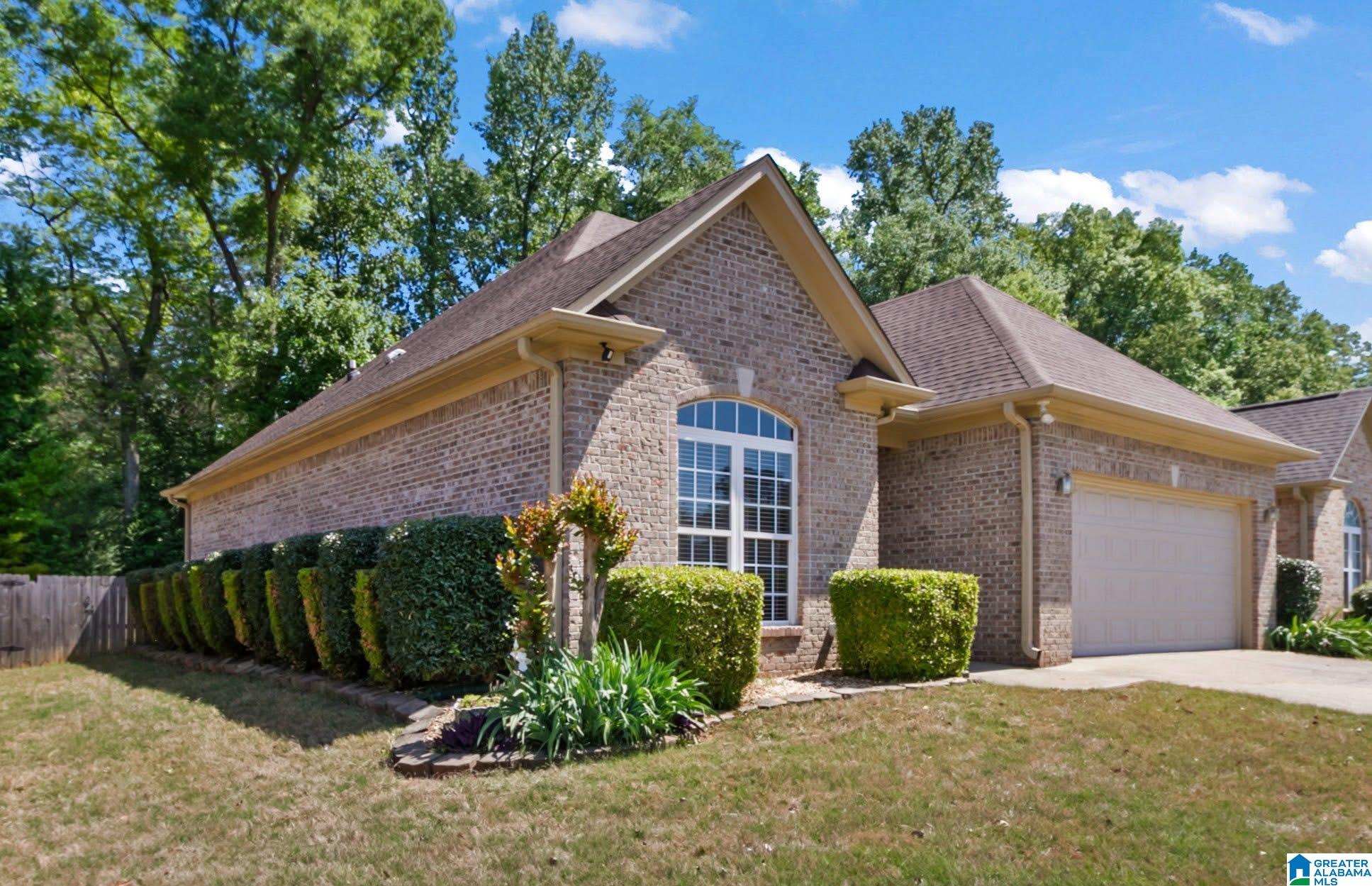 Homes for sale in Bessemer, AL | 4542 Riverbirch Dr, Bessemer, AL 35022 | MLS# 21457336