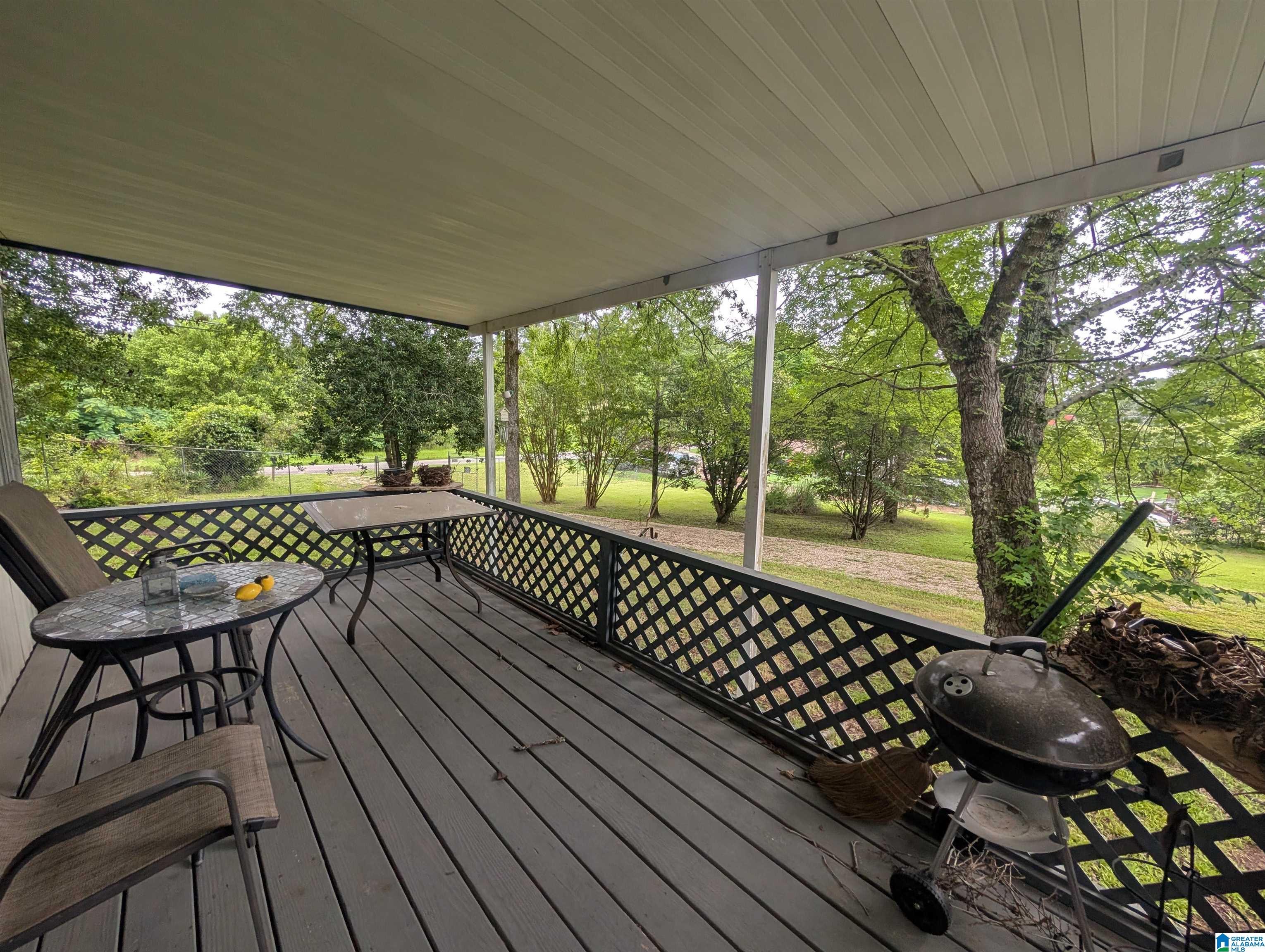 Photo 4 of Single family home for sale at 323 Taylors Chapel Rd, Anniston, AL 36201 | MLS# 21457337 | Listing updated on 2026-07-29