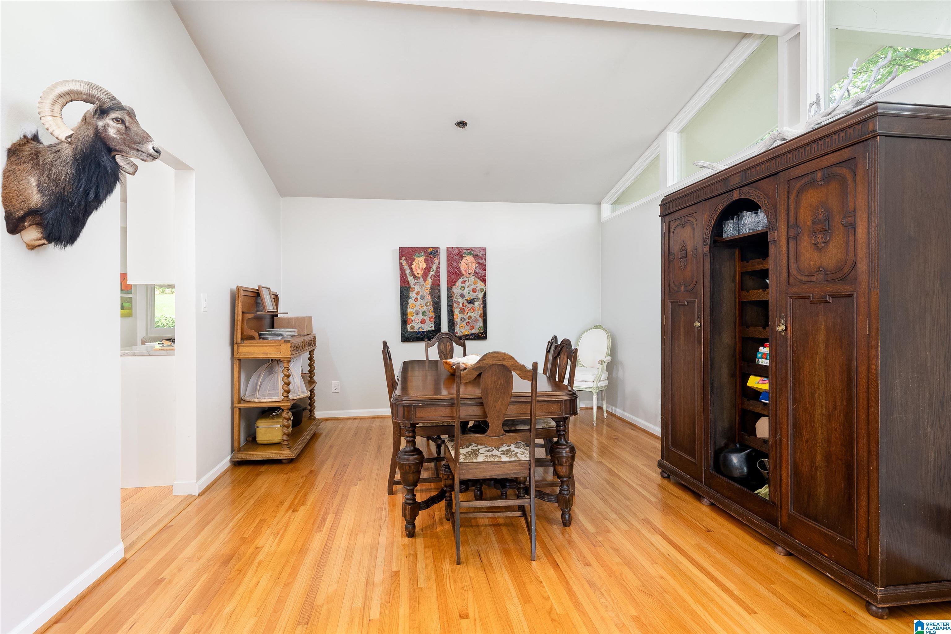 5th image of 3813 Rockbrook Circle, Mountain Brk, AL 35213 | MLS# 21457343