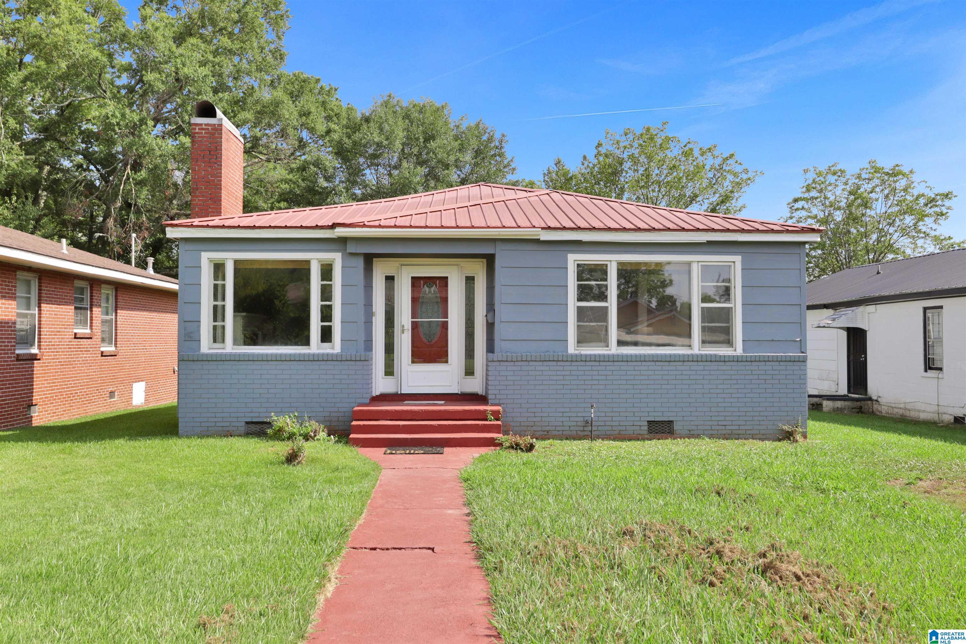 Photo 2 of Single family home for sale at 1024 Claxton St, Anniston, AL 36201 | MLS# 21457361 | Listing updated on 2026-06-27