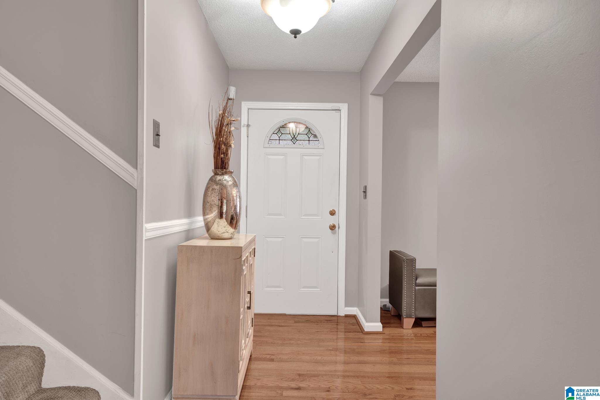 Photo 3 of Single family home for sale at 933 Martinwood Rd, Birmingham, AL 35235 | MLS# 21457413 | Listing updated on 2026-08-04