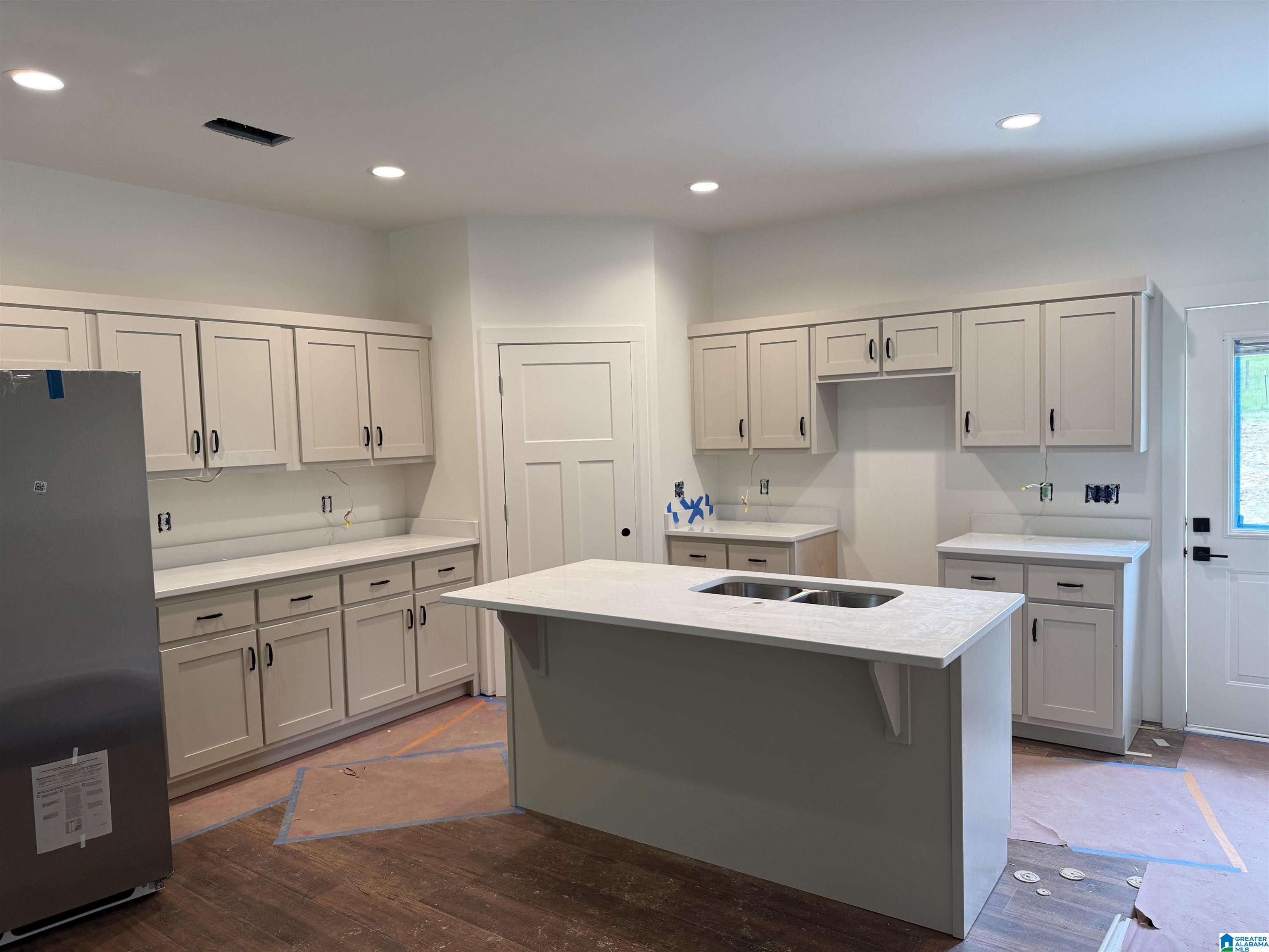 3rd image of 1272 Robin Hill Road, Oneonta, AL 35121 | MLS# 21457465