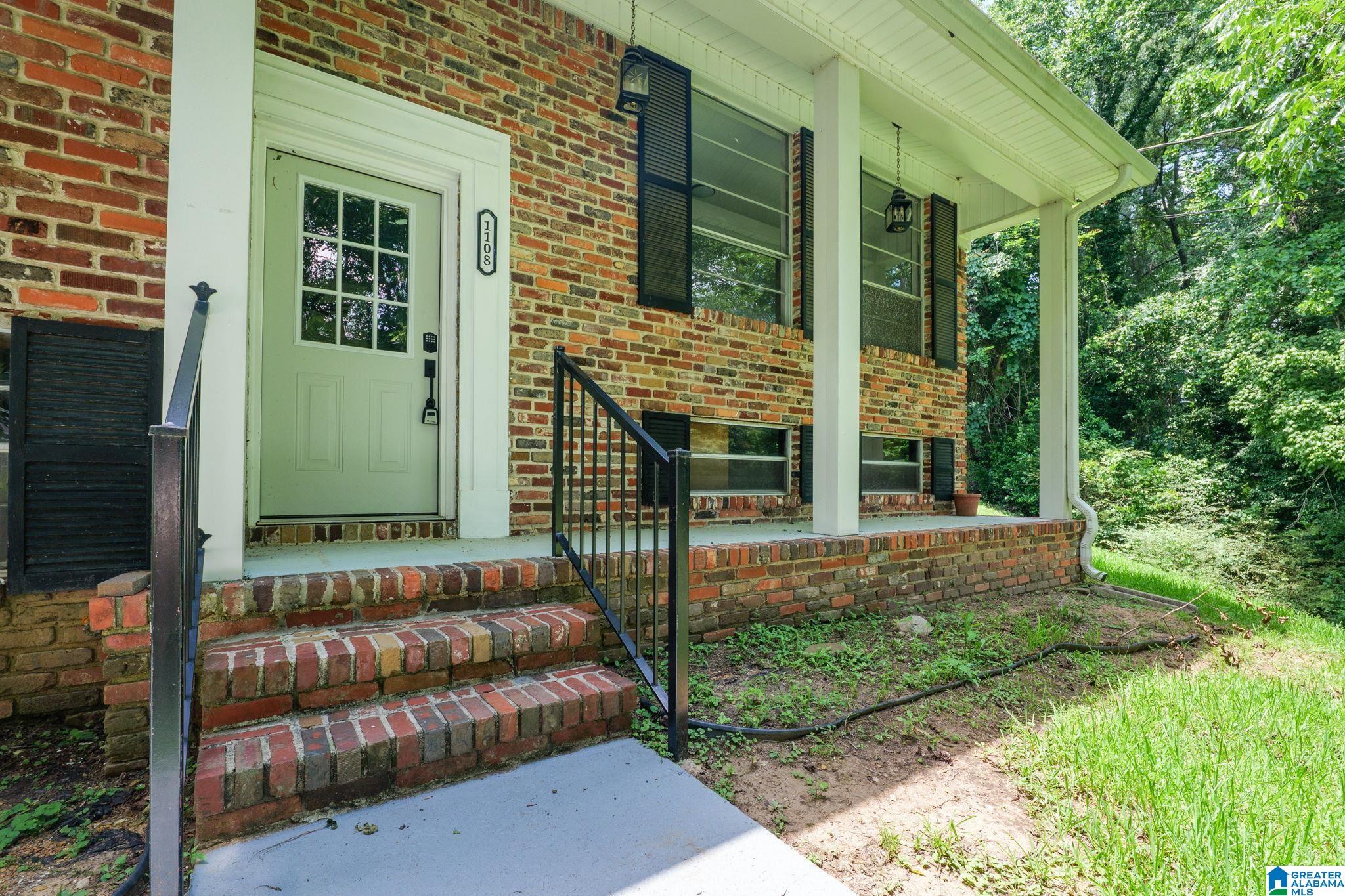 2nd image of 1108 Meadow Dr, Gardendale, AL 35071 | MLS# 21457476