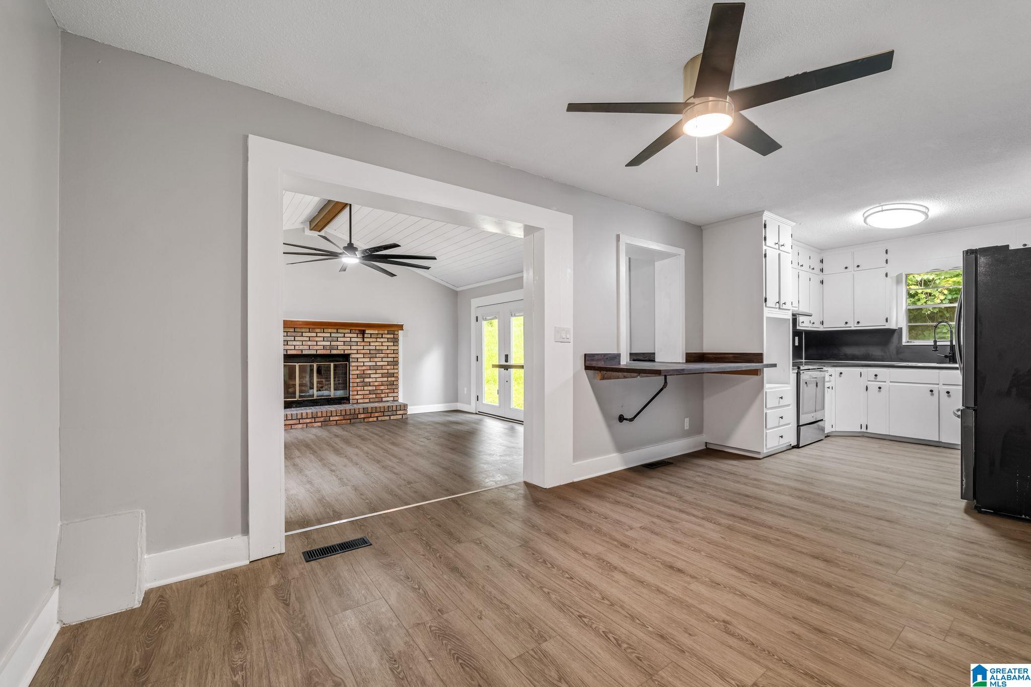 4th image of 1108 Meadow Dr, Gardendale, AL 35071 | MLS# 21457476