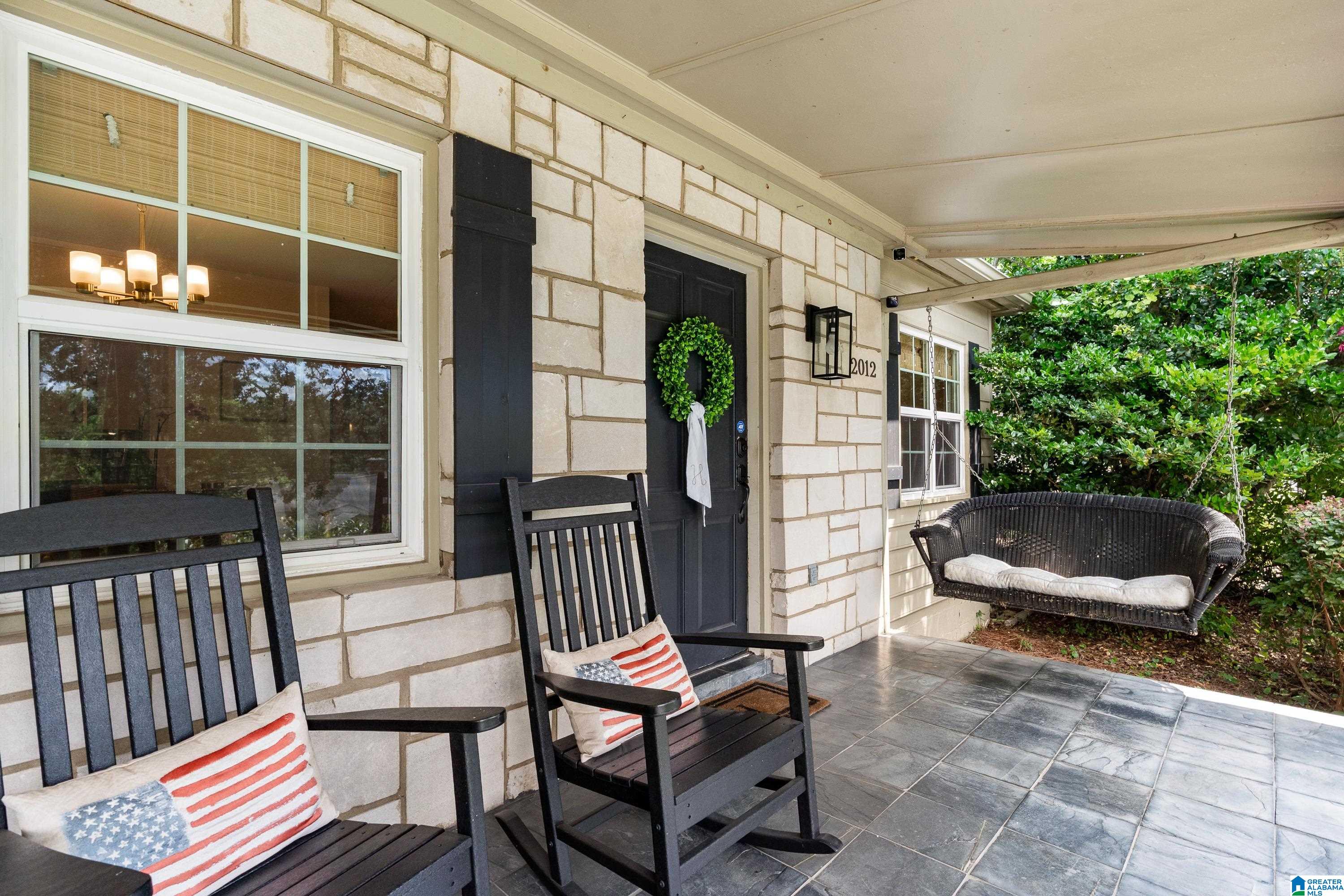 Photo 3 of Sale Pending at 2012 20th Avenue S, Birmingham, AL 35209 | MLS# 21457494 | Listing updated on 2026-07-12