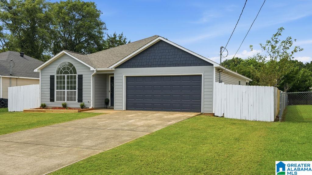 Photo 3 of Sale Pending at 98 Dexter Ave, Bessemer, AL 35023 | MLS# 21457498 | Listing updated on 2026-08-29