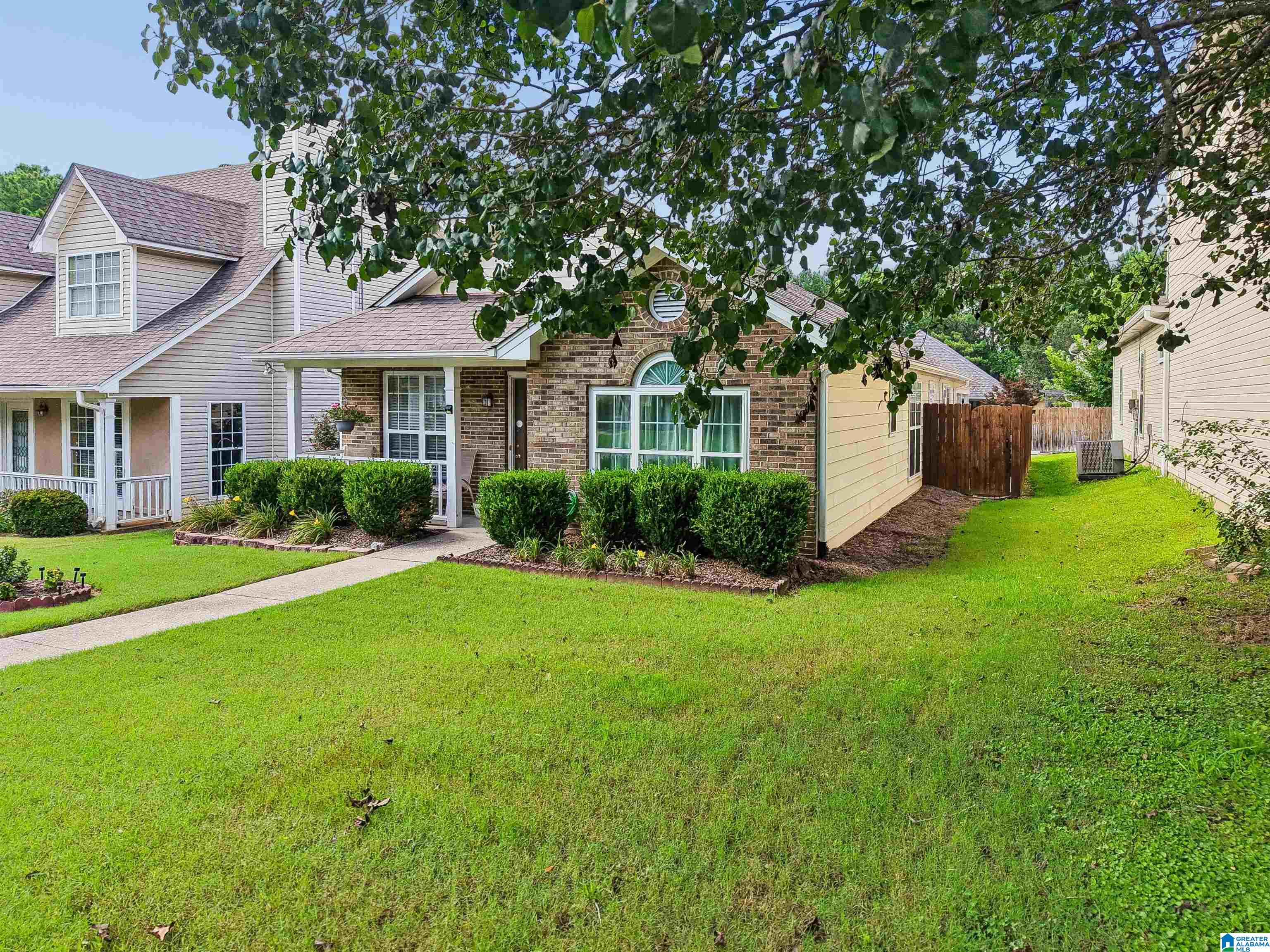 3rd image of 144 Warwick Circle, Alabaster, AL 35007 | MLS# 21457517