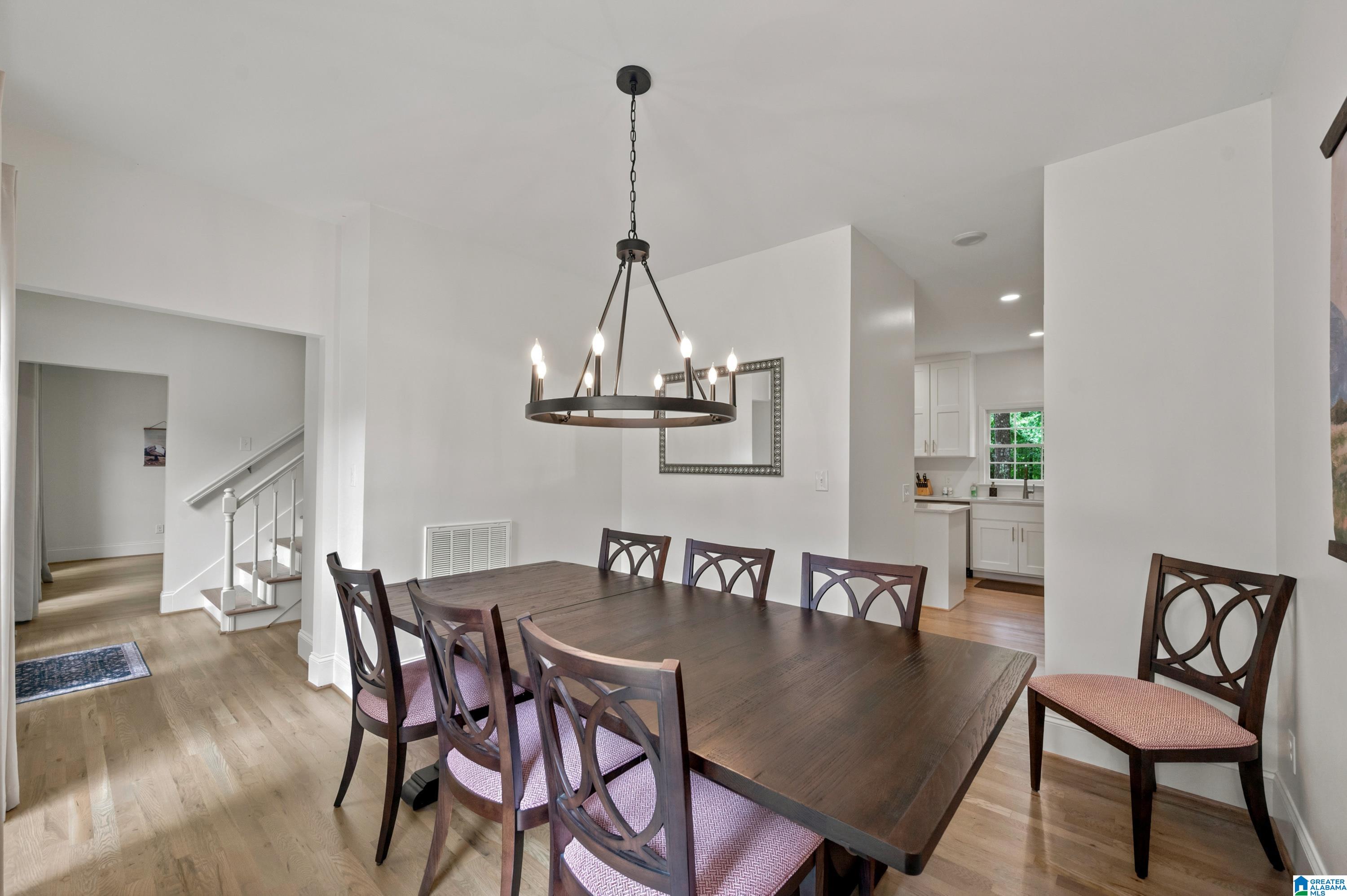 Photo 3 of Single family home for sale at 1700 White Oak Pl, Hoover, AL 35244 | MLS# 21457536 | Listing updated on 2026-09-02