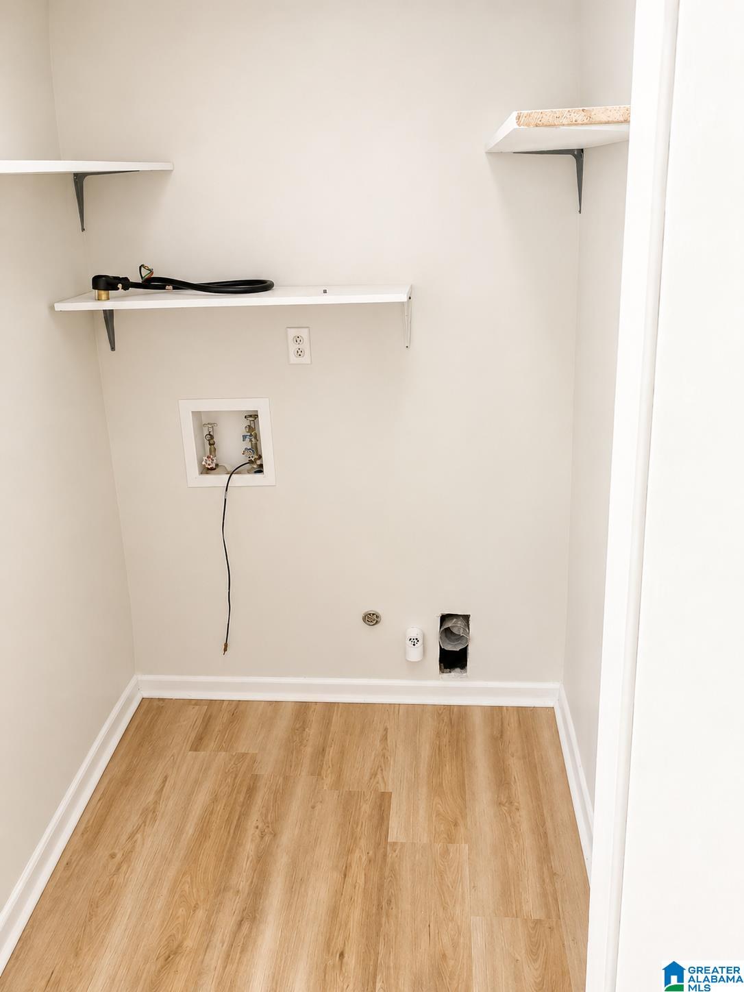 Photo 4 of Condo for sale at 410 Skyview Dr #C, Birmingham, AL 35209 | MLS# 21457540 | Listing updated on 2026-06-30