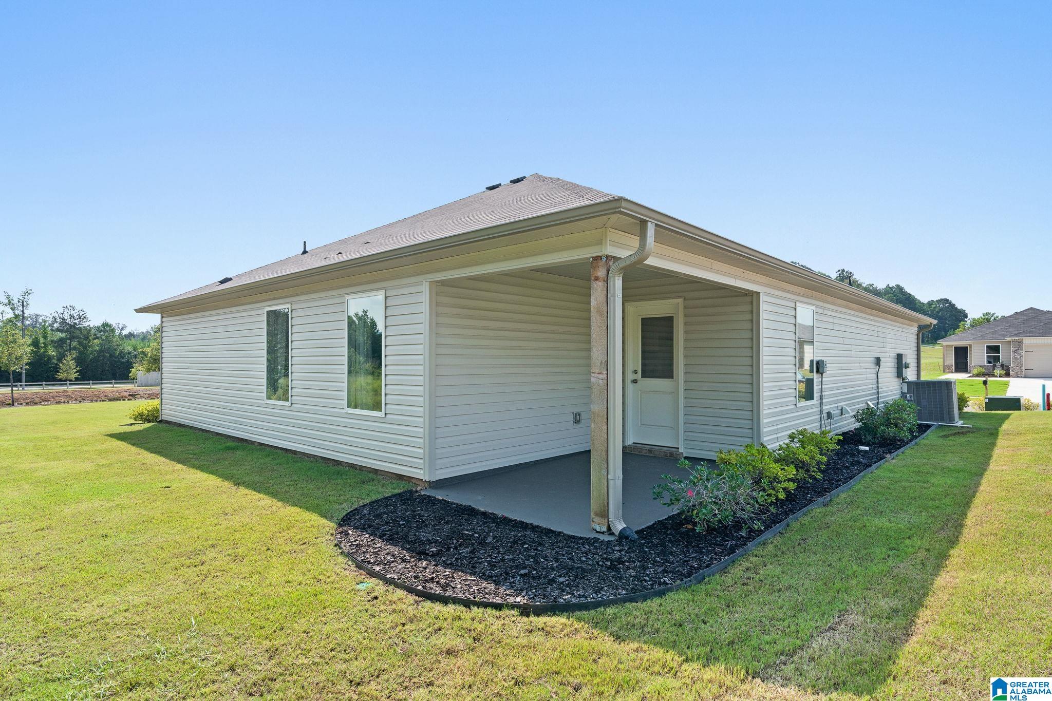 2nd image of 107 Reaves Dr, Munford, AL 36268 | MLS# 21457545