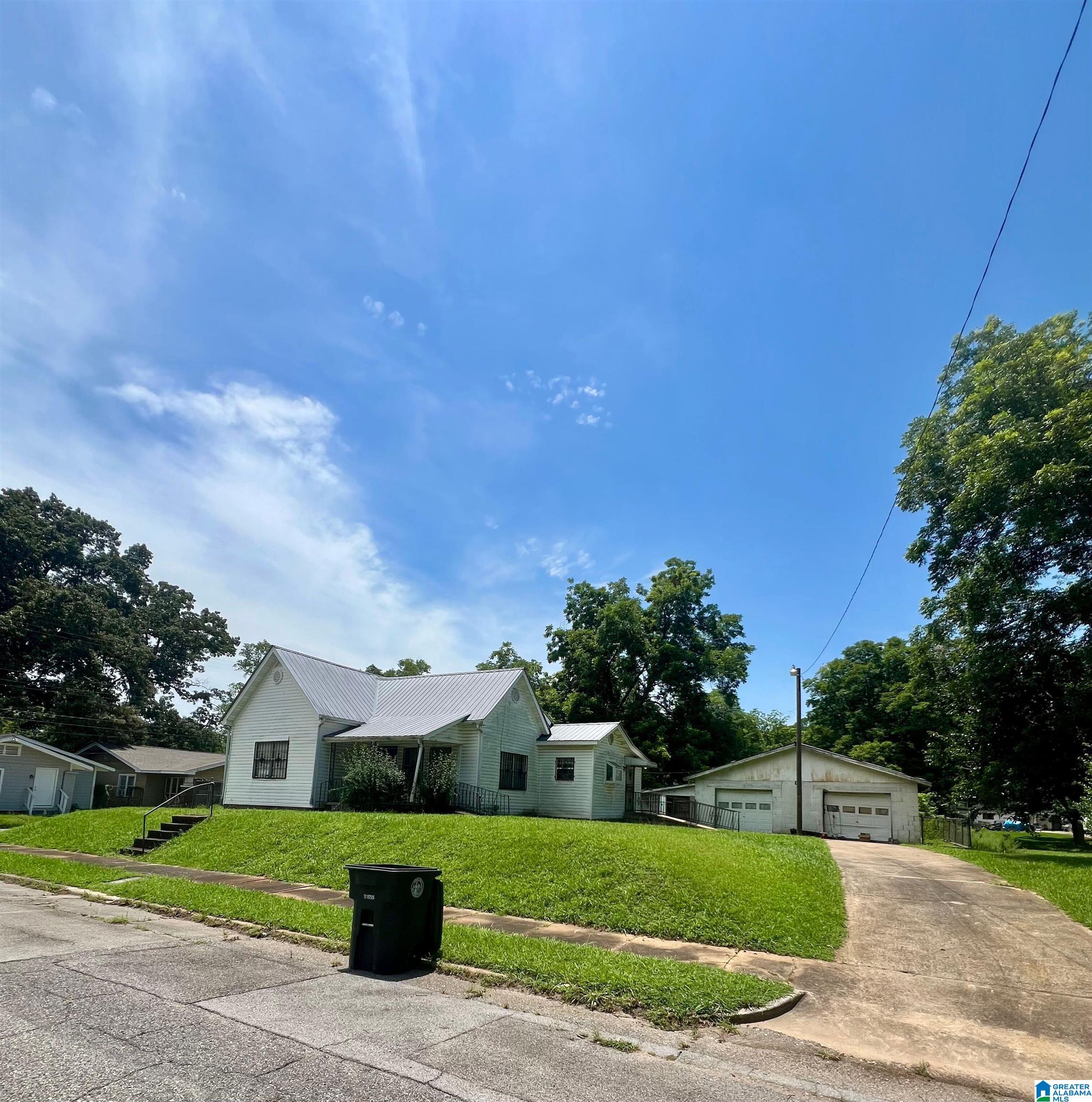 Photo 3 of Single family home for sale at 1252 Jersey St, Birmingham, AL 35224 | MLS# 21457547 | Listing updated on 2026-09-03