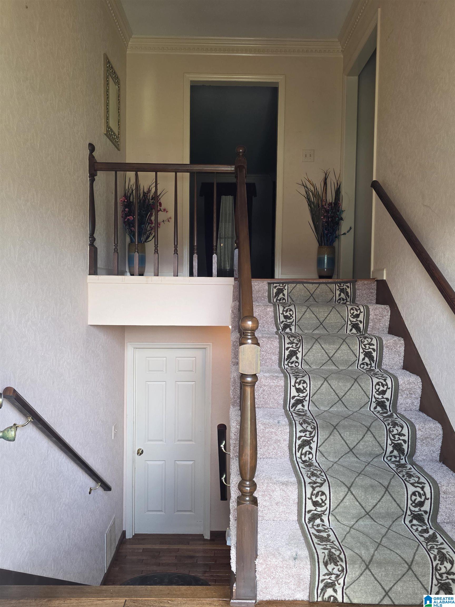 Photo 3 of Single family home for sale at 6098 Red Holw Rd, Birmingham, AL 35215 | MLS# 21457551 | Listing updated on 2026-06-30